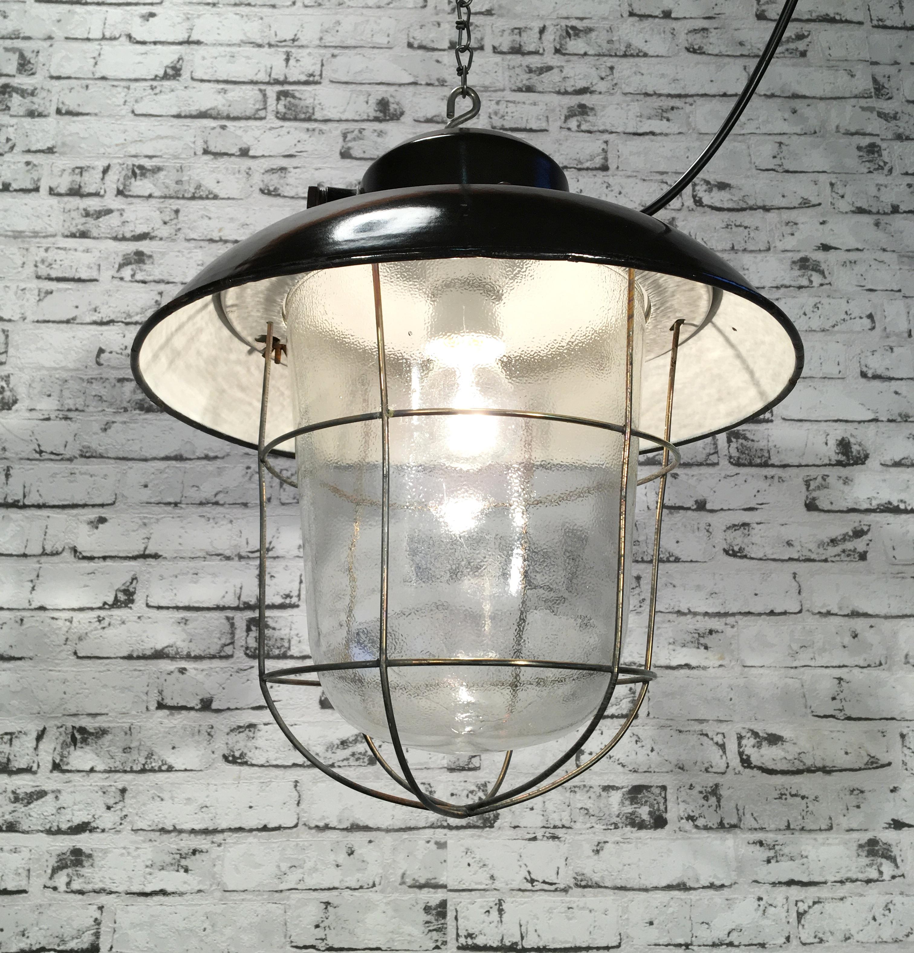 Vintage Industrial Black Enamel Factory Hanging Lamp, 1960s 1