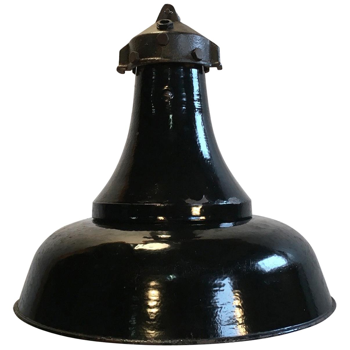 Vintage Industrial Black Enamel Pedant Lamp, Bauhaus, 1920s