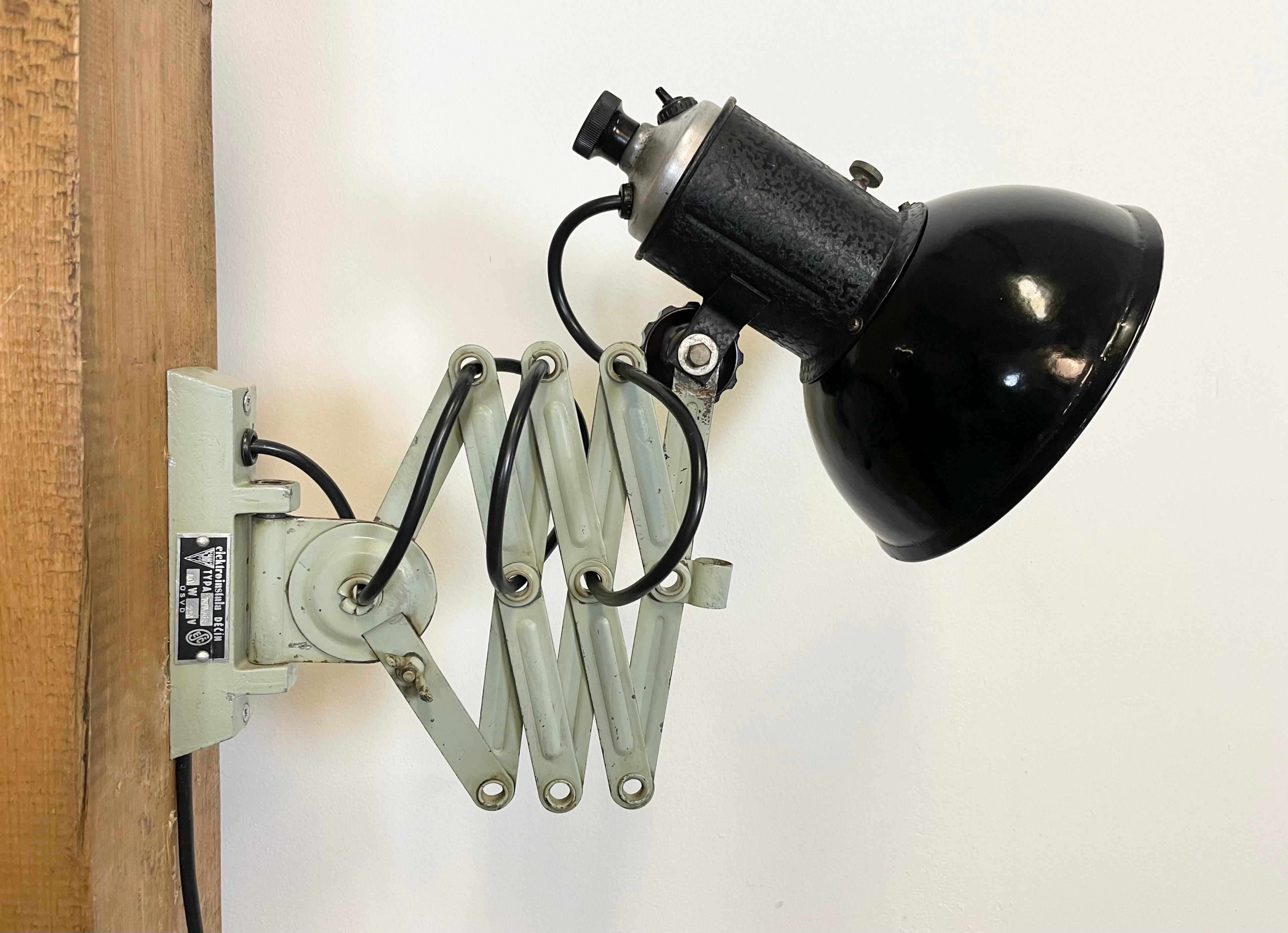 Vintage Industrial Black Enamel Scissor Wall Lamp, 1950s 6