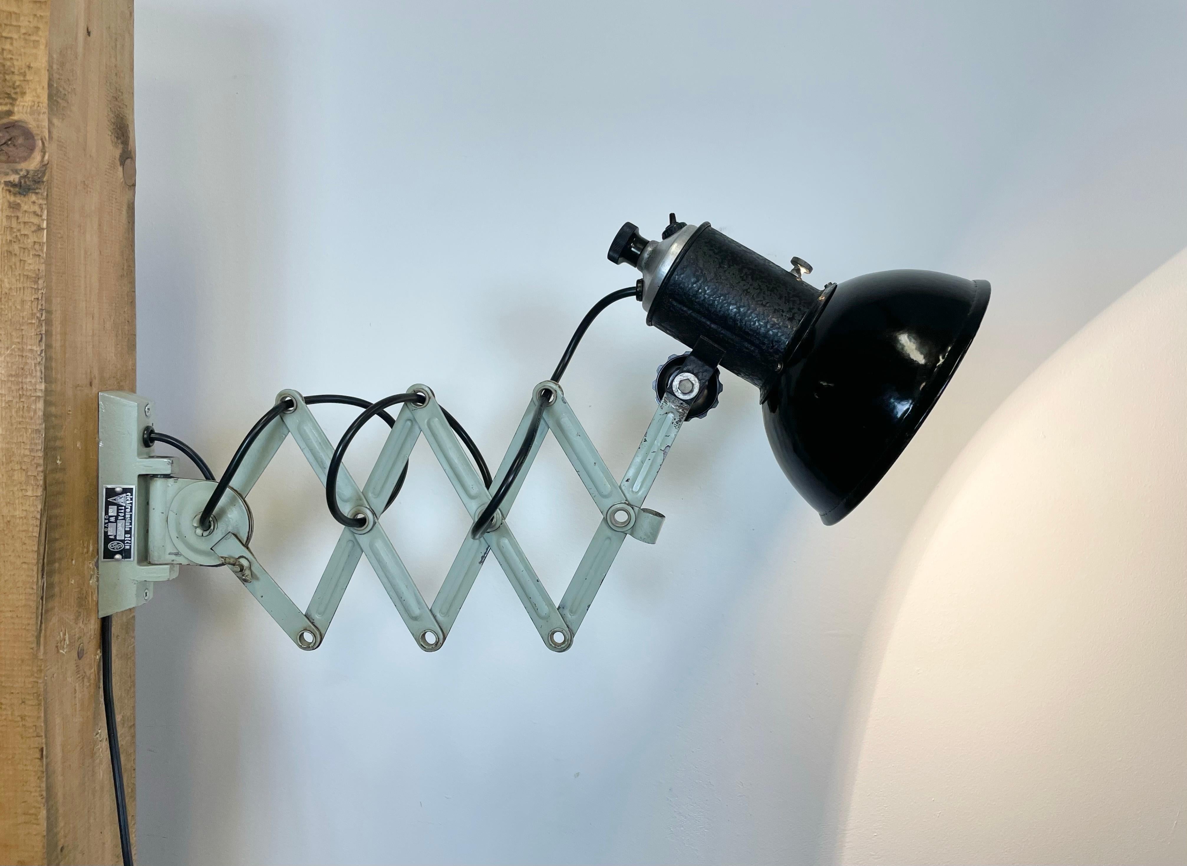 Vintage Industrial Black Enamel Scissor Wall Lamp, 1950s 10