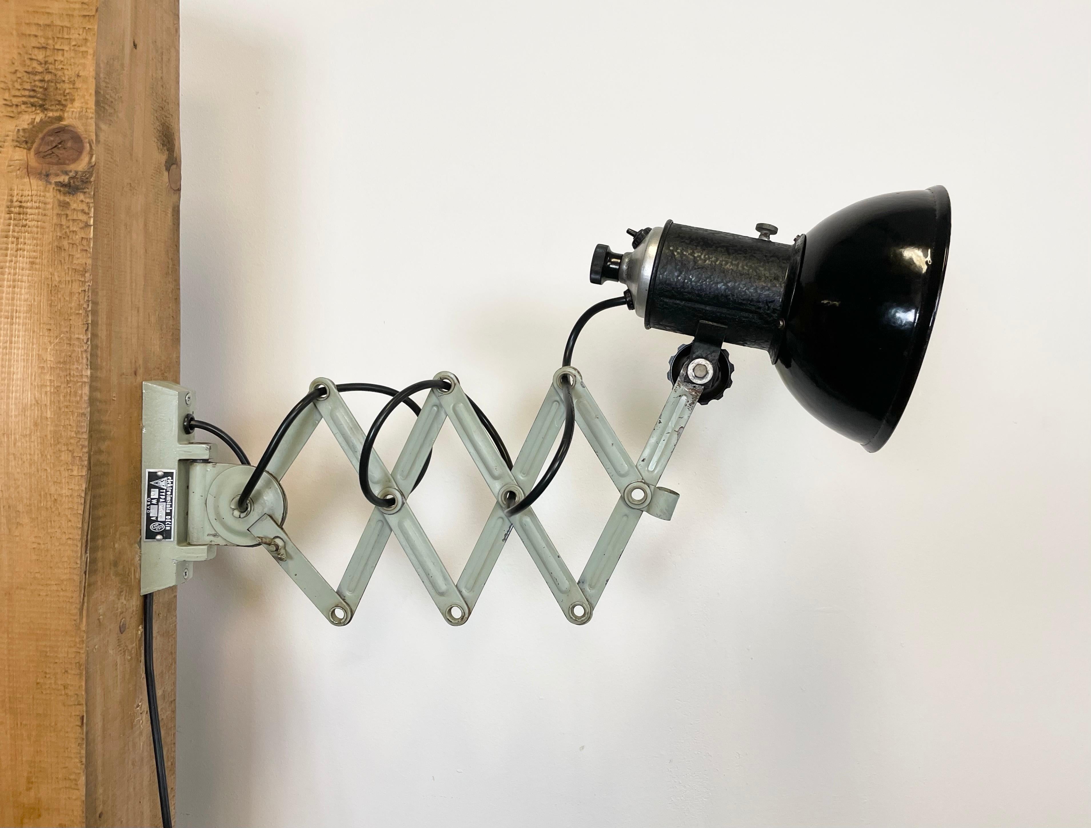 Vintage Industrial Black Enamel Scissor Wall Lamp, 1950s 12