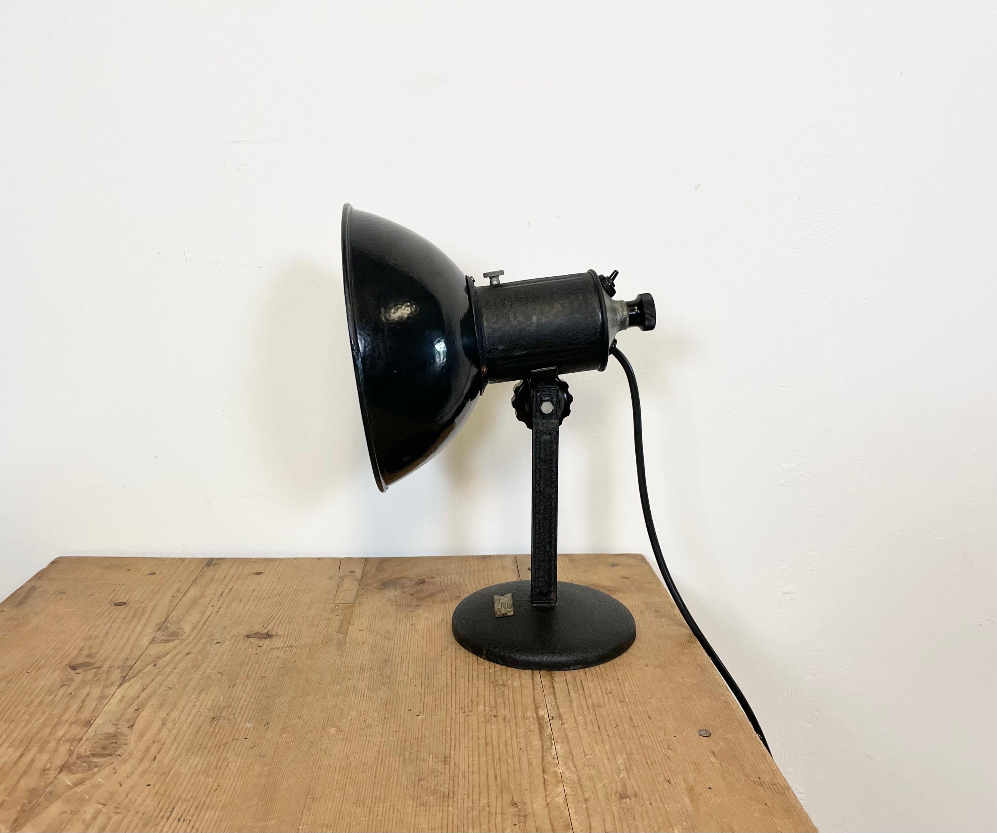 Vintage Industrial Black Enamel Table Lamp, 1950s In Good Condition In Kojetice, CZ