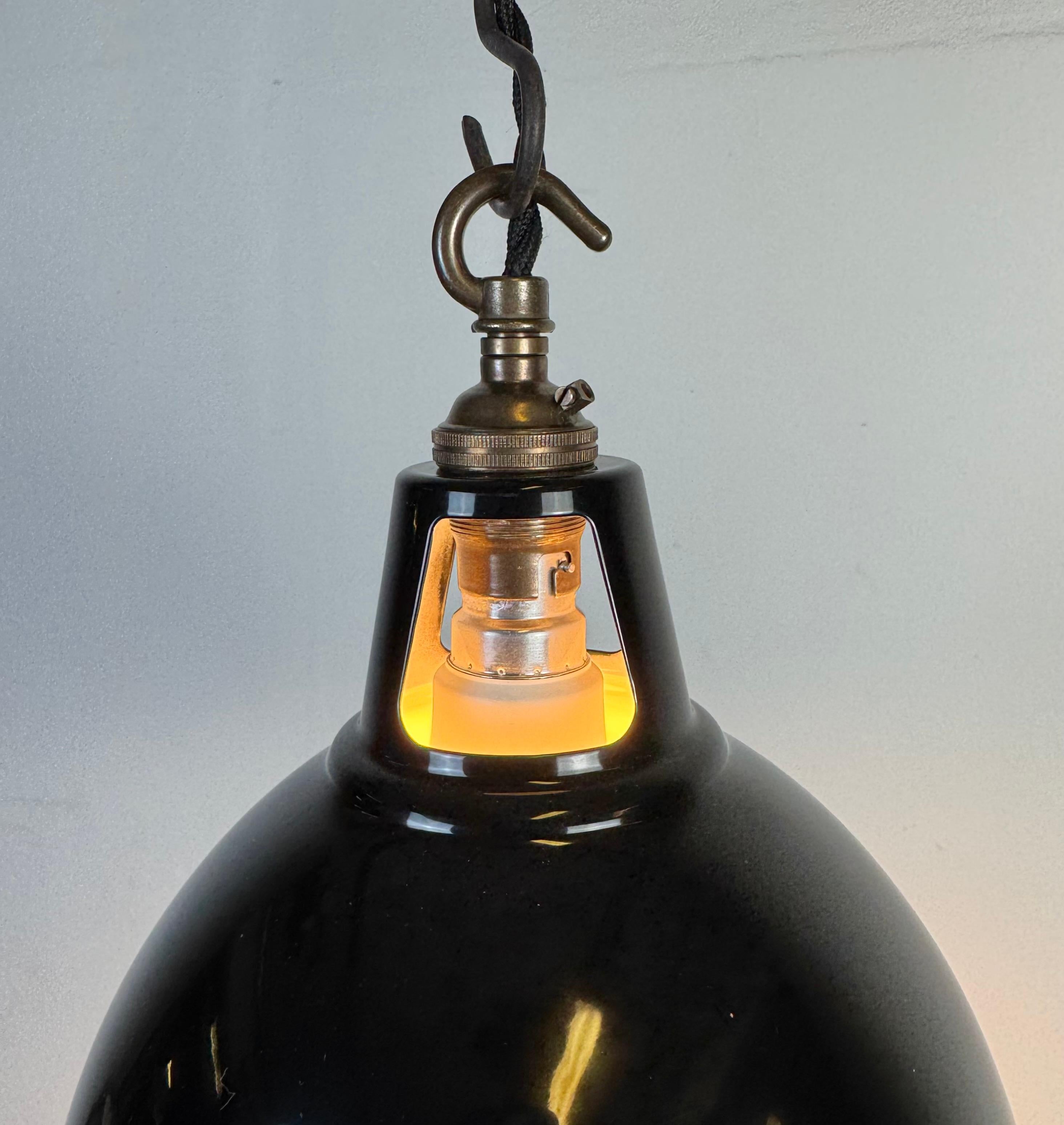 Vintage Industrial Black Painted Pendant Lamp, 2000s For Sale 7