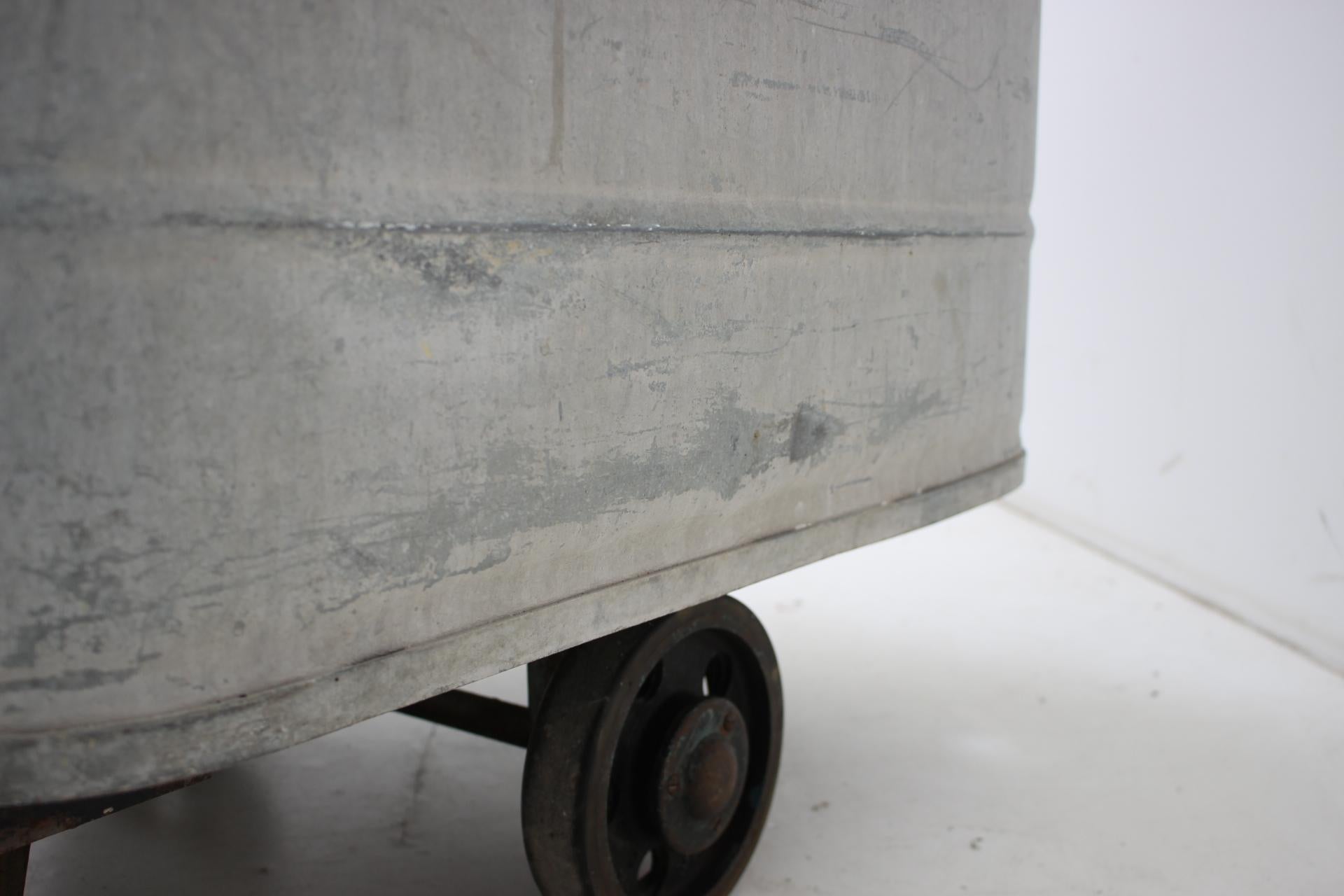 Industriewagen von KOVO BZENEC, 1950er Jahre, Tschechoslowakei im Angebot 1