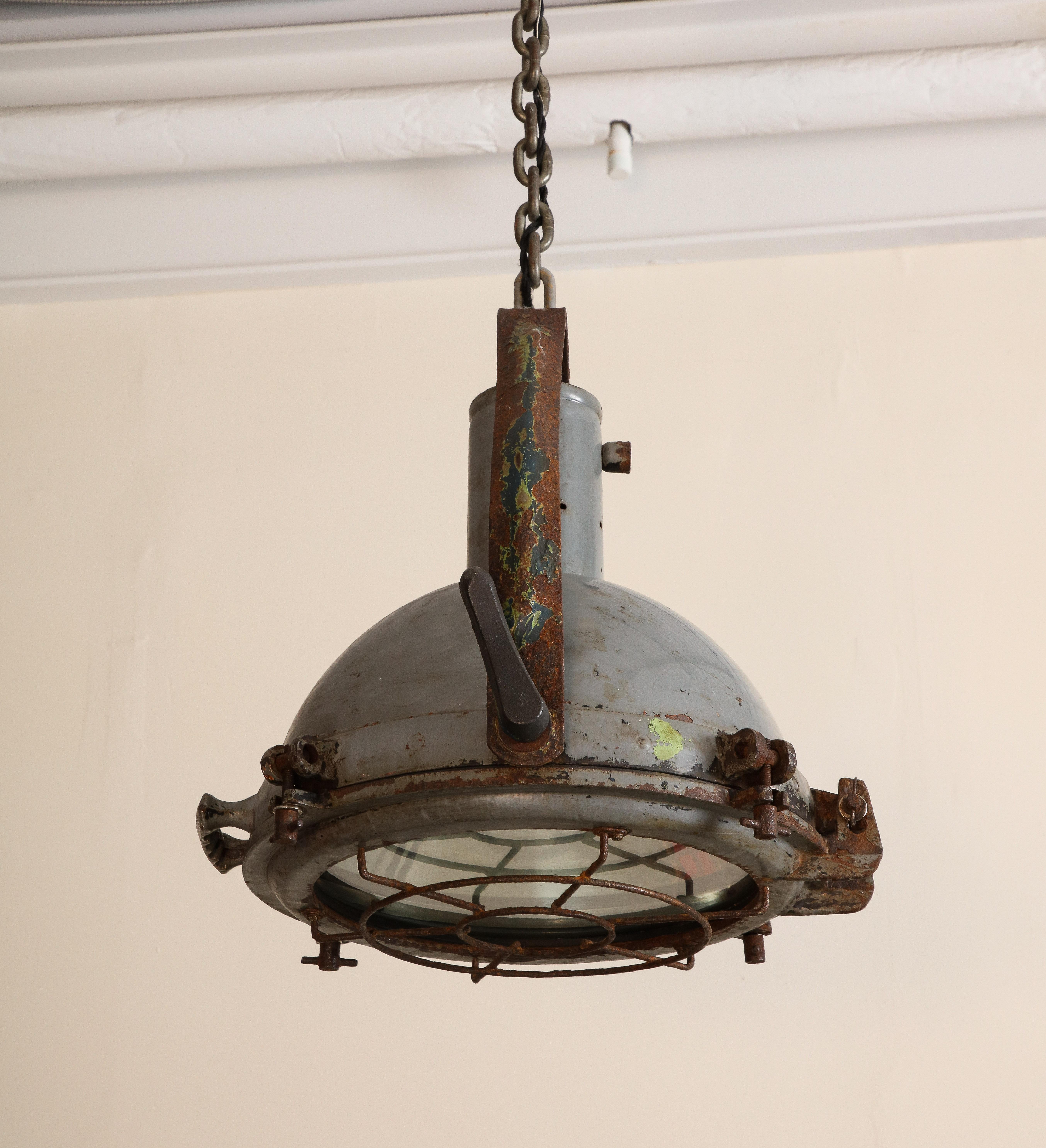 antique industrial light fixtures