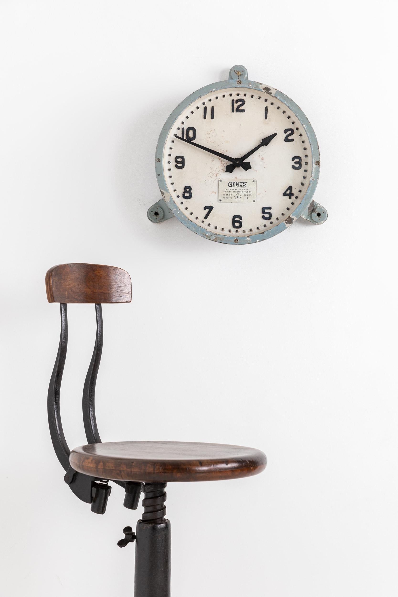 English Vintage Industrial Cast Iron Gents of Leicester Factory Wall Clock, c.1930 For Sale