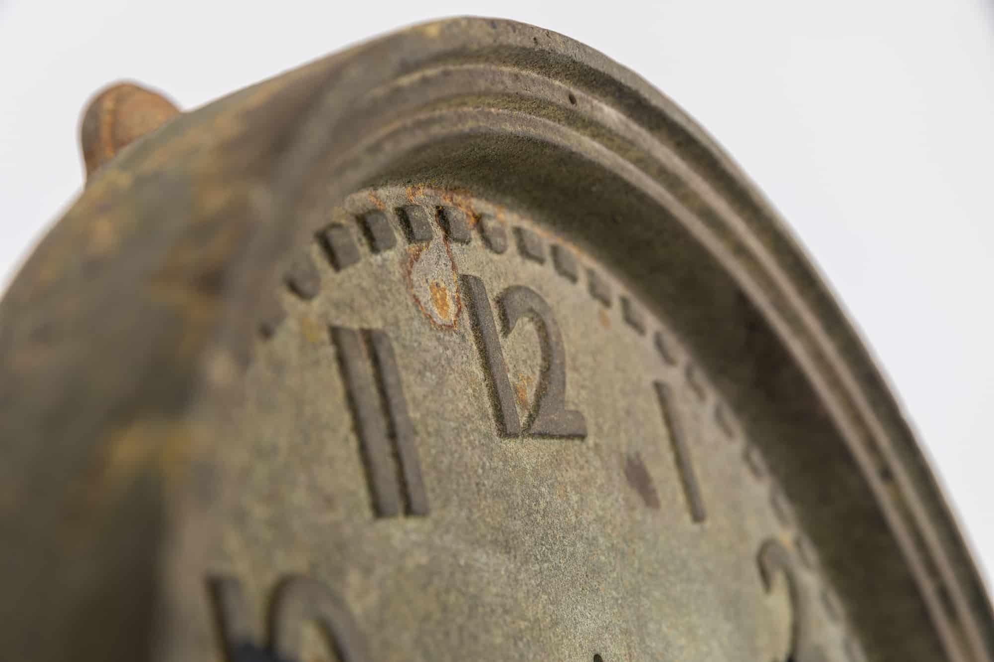 Vintage Industrial Cast Iron Smiths Factory Wall Clock, c.1930 In Fair Condition For Sale In London, GB