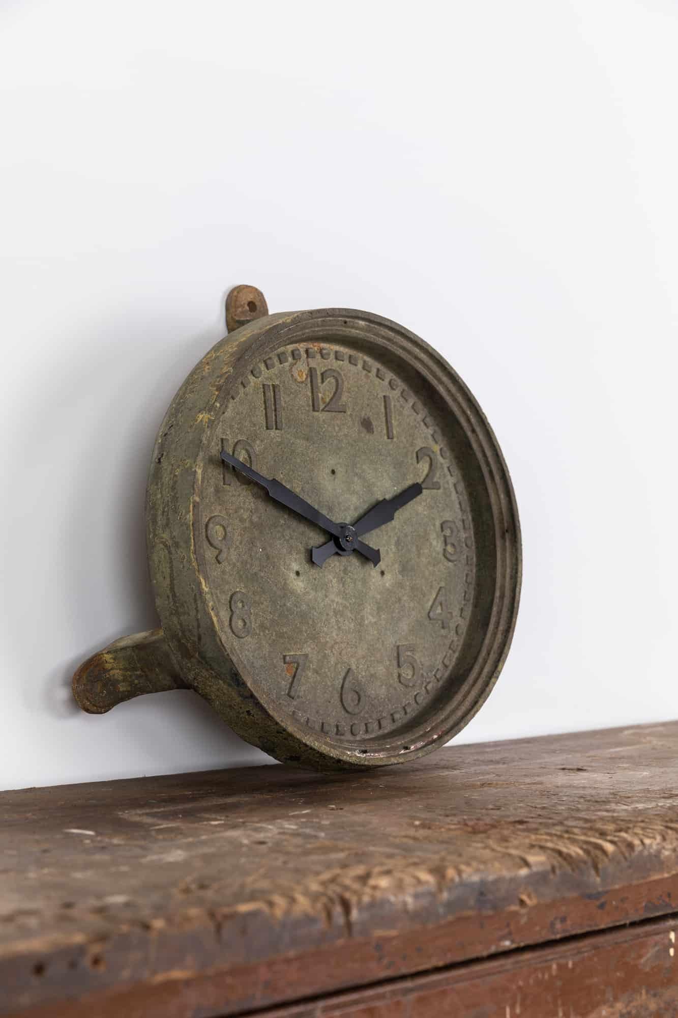 Vintage Industrial Cast Iron Smiths Factory Wall Clock, c.1930 For Sale 2