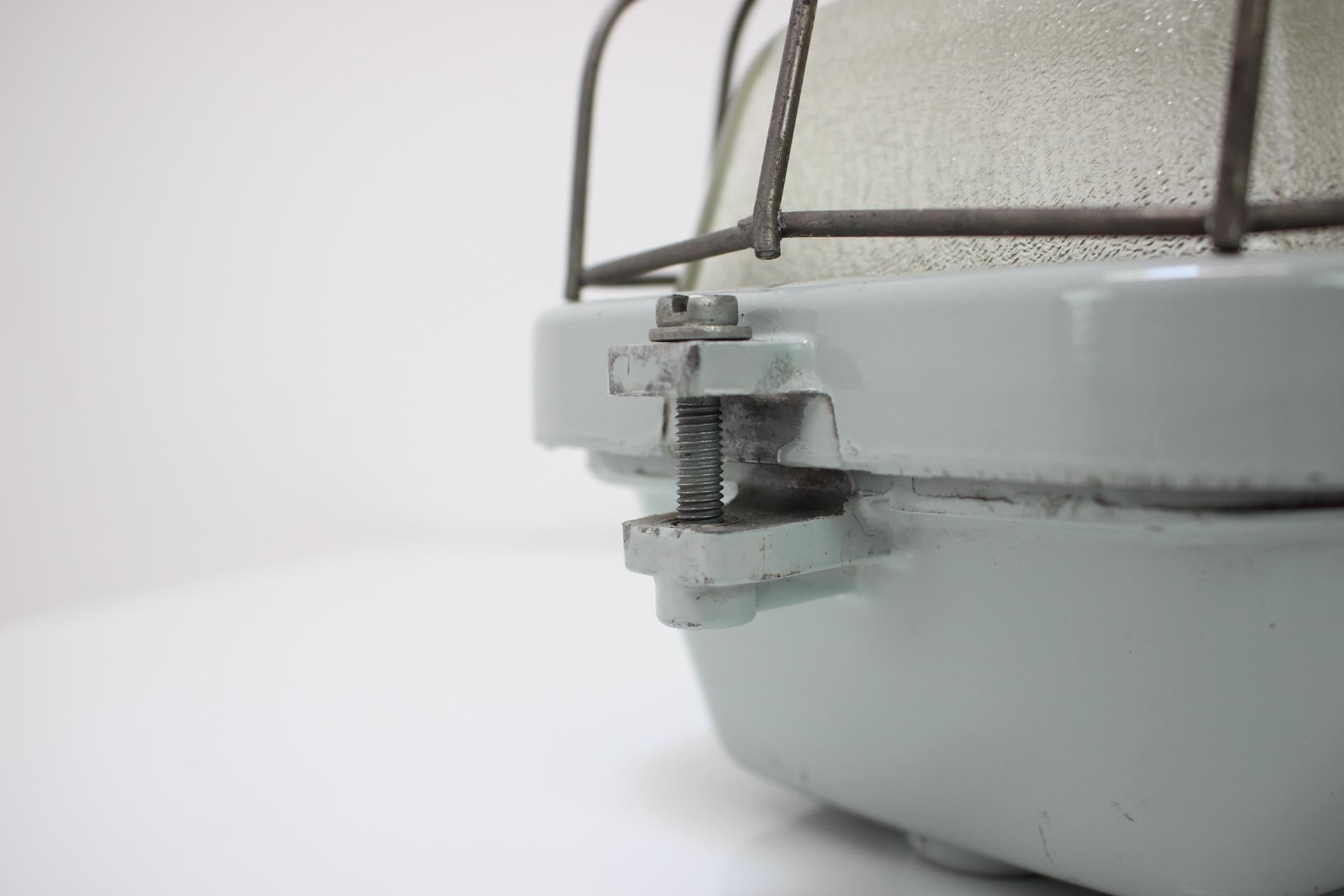 Vintage Industrial Ceiling Lamp Typ 511 32 01, Czechoslovakia, 1960's For Sale 4