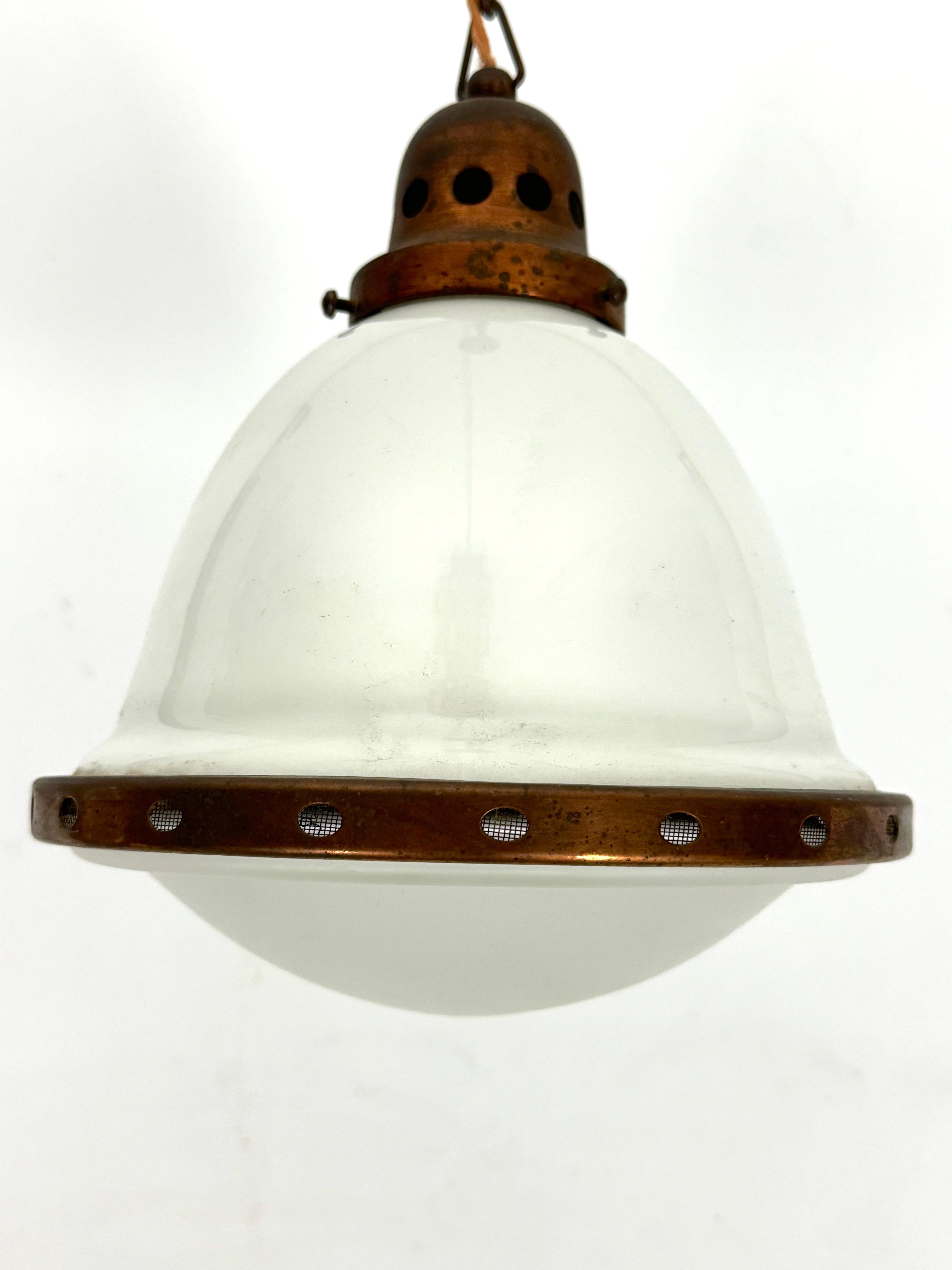 Italian Vintage Industrial chandelier in copper and milk glass. Italy 1950s For Sale