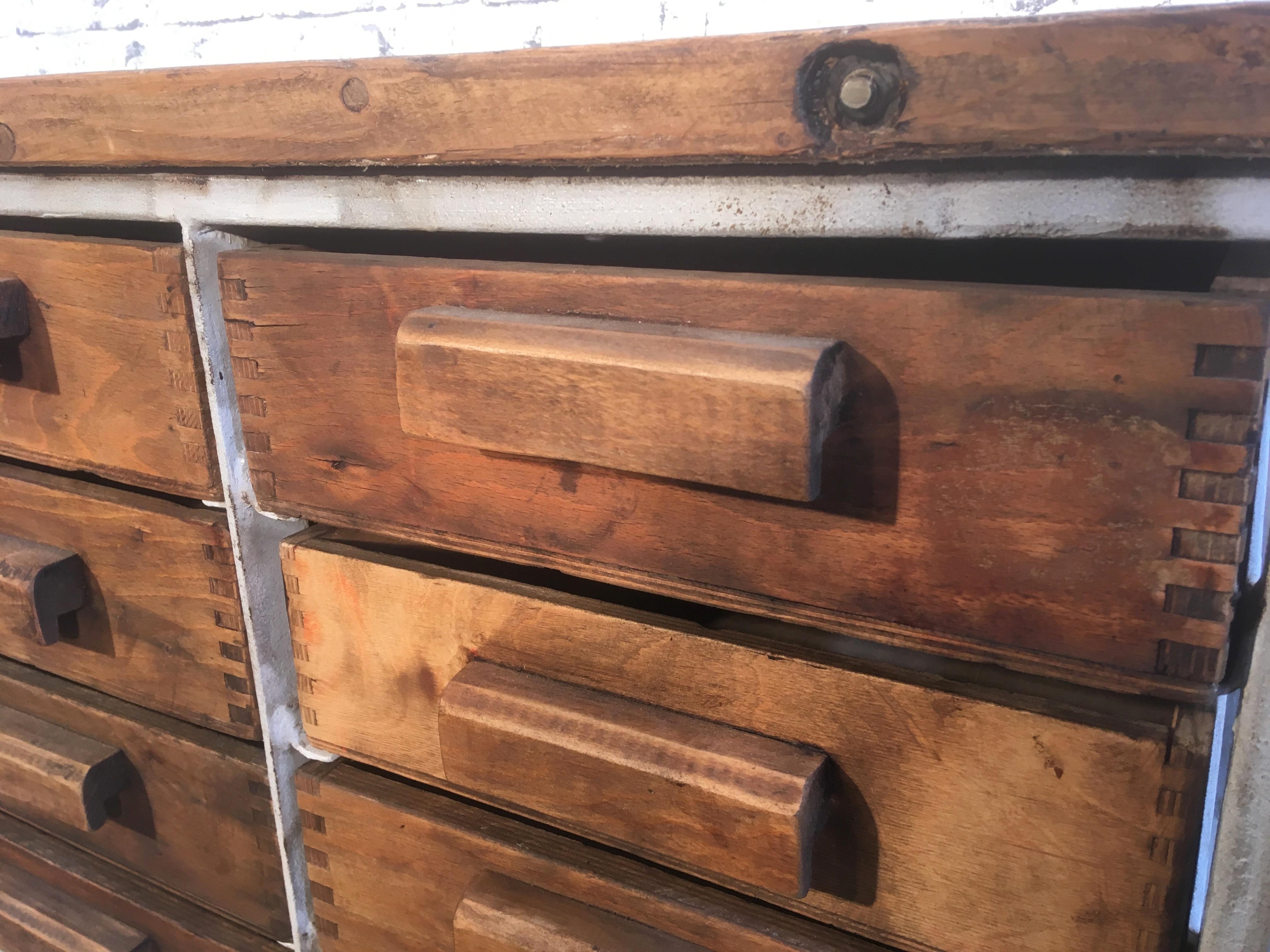 Vintage Industrial Chest of Drawers, 1950s In Good Condition In Kojetice, CZ