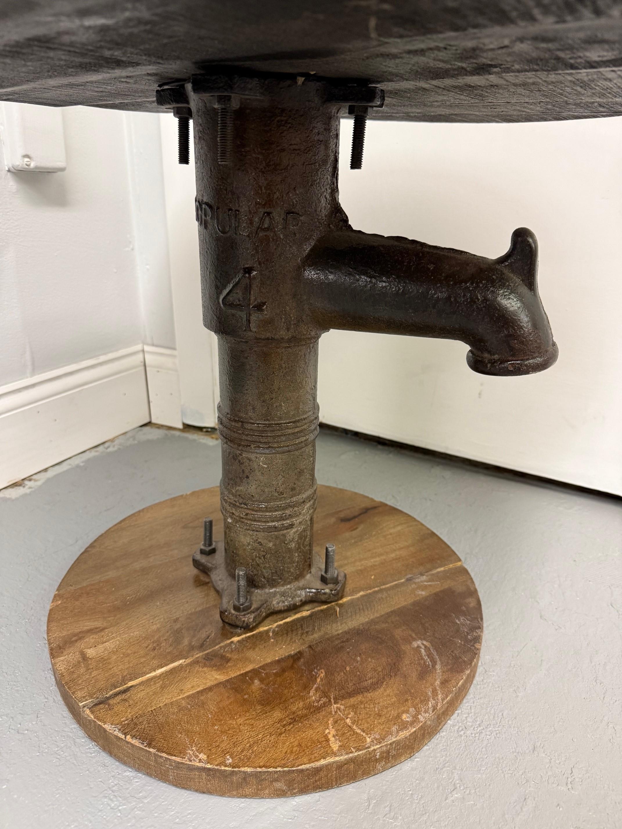 Vintage Industrial Chic Iron & Wood Water Pump Side Table. For Sale 1