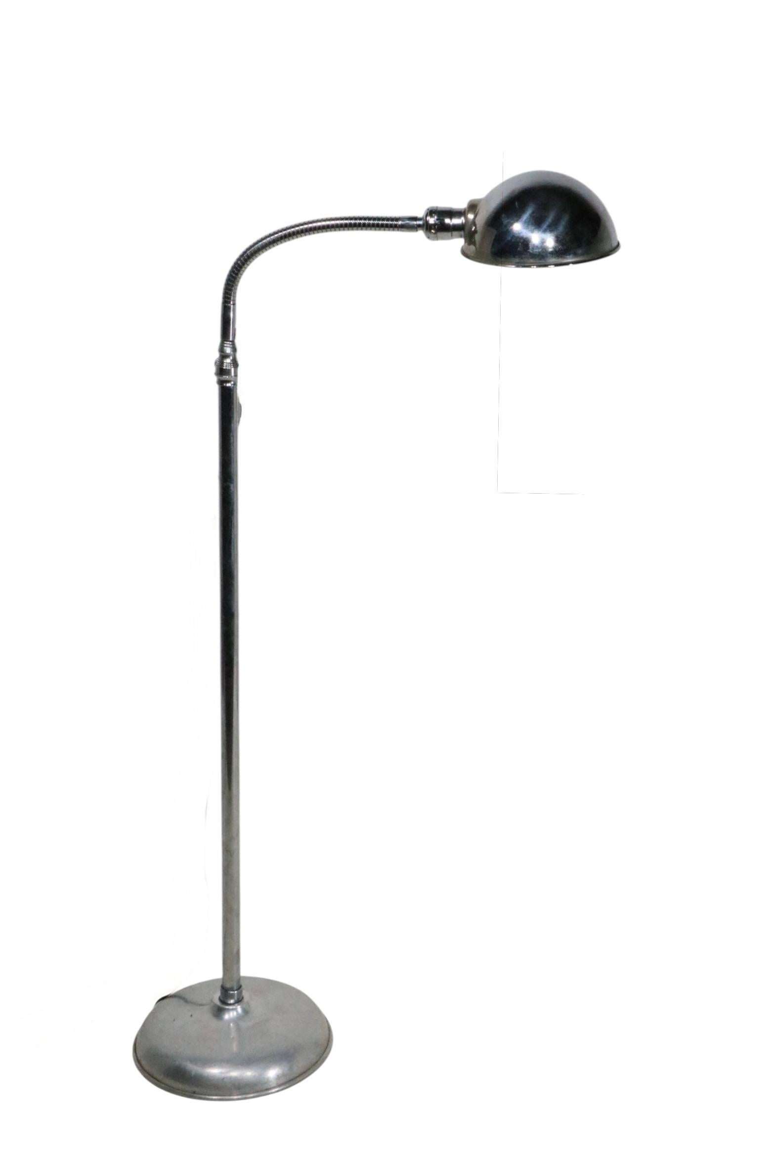 Vintage Industrial Chrome and Aluminum Gooseneck Floor Lamp c 1950/60's In Good Condition For Sale In New York, NY