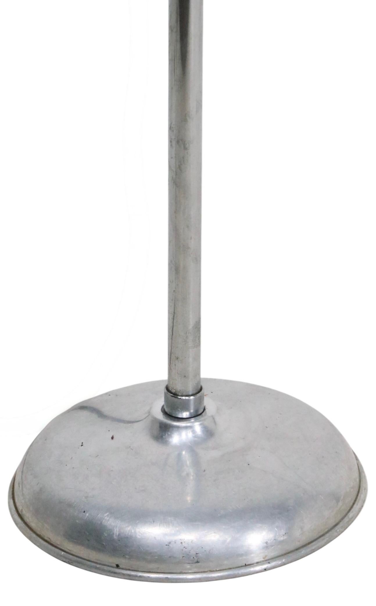 Vintage Industrial Chrome and Aluminum Gooseneck Floor Lamp c 1950/60's For Sale 1