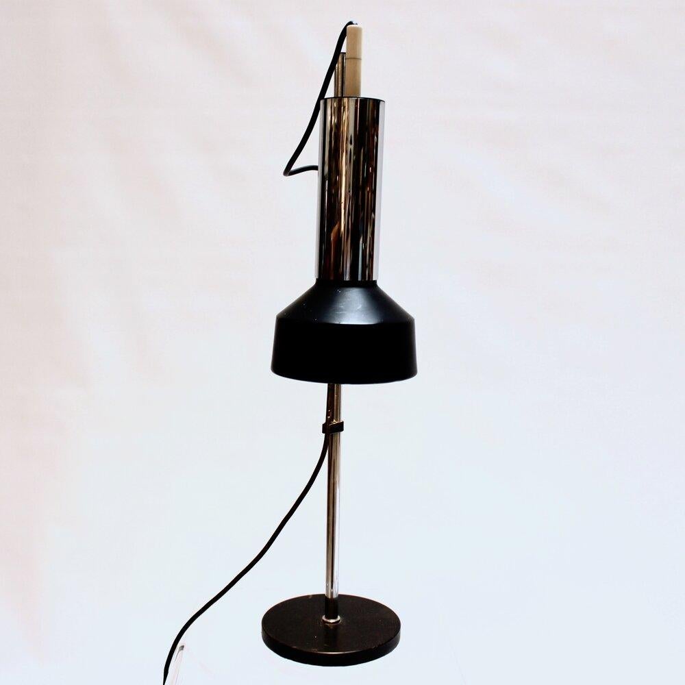 Métal Lampe industrielle vintage chromée et noire à pampilles articulées en vente