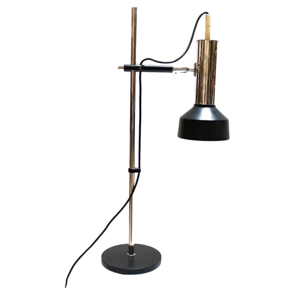 Lampe industrielle vintage chromée et noire à pampilles articulées en vente