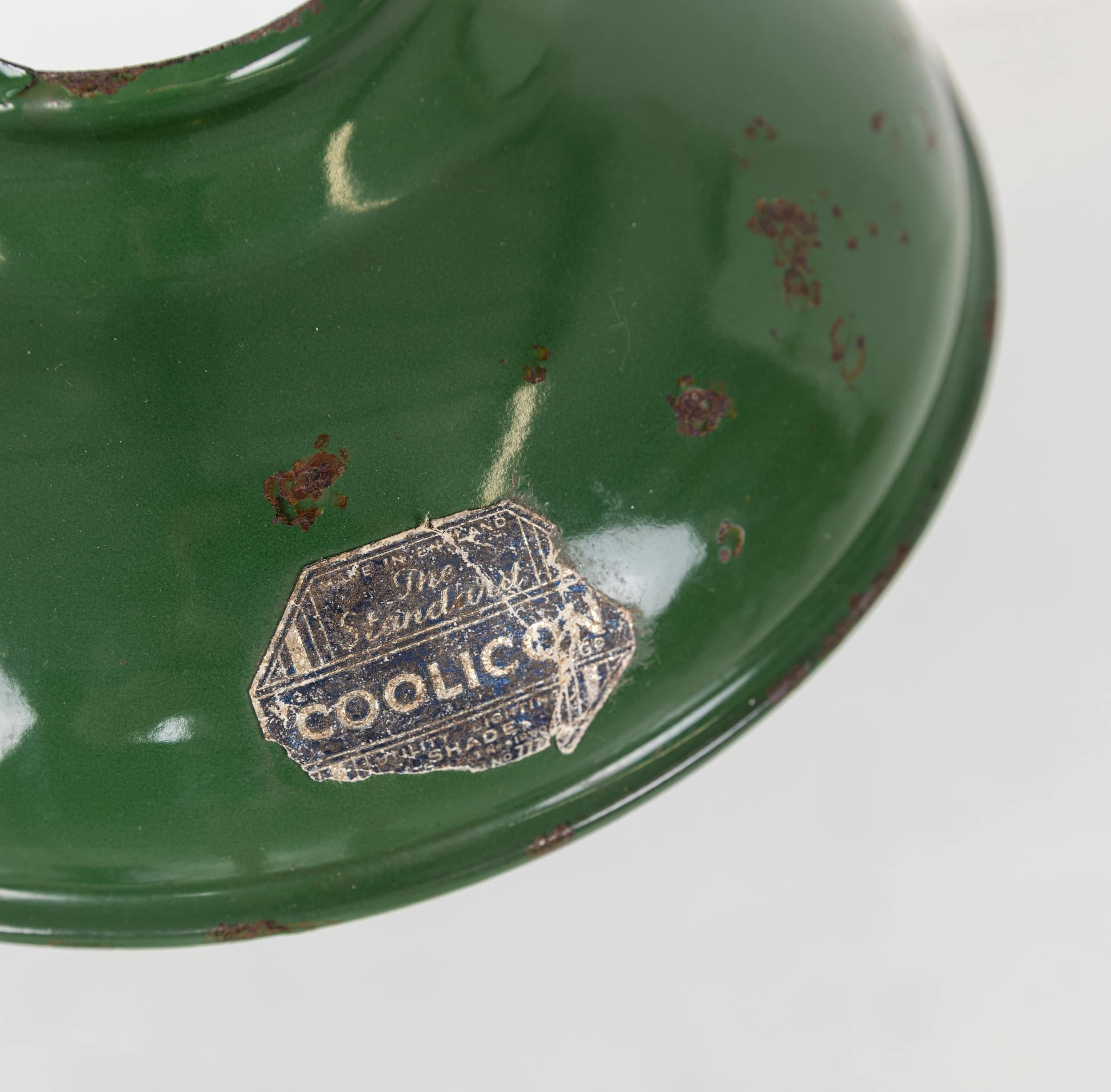 Industrielle Coolicon-Hängelampe aus grüner Emaille, um 1930 im Zustand „Relativ gut“ im Angebot in London, GB