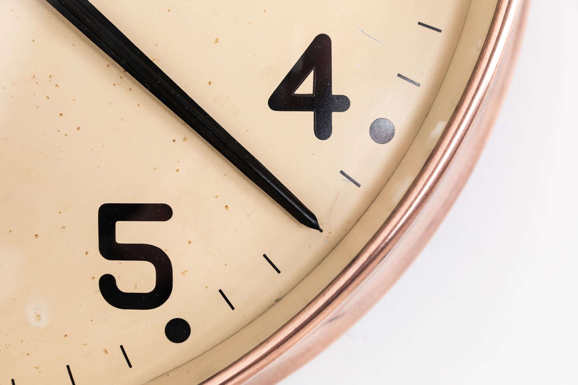 English Vintage Industrial Copper Gents of Leicester Factory Railway Wall Clock c.1930 For Sale