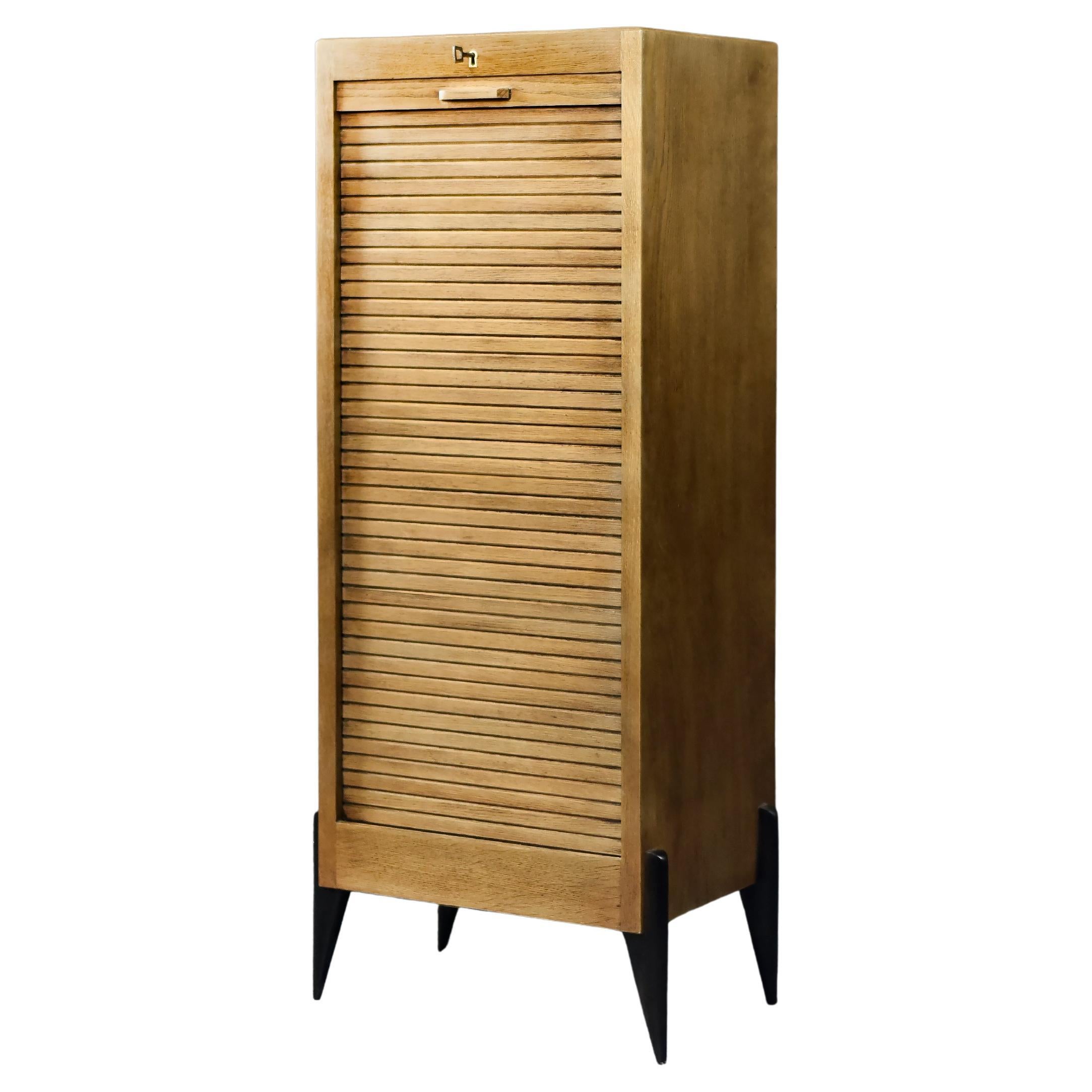 Vintage Industrial Danish Roller Shutter Brown Oak Kabinett mit mehreren Schubladen im Angebot