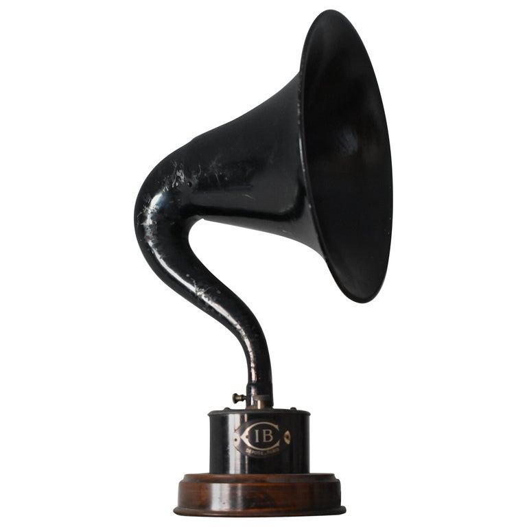 Vintage Industrial Decorative Horn Speaker, circa 1930 at 1stDibs