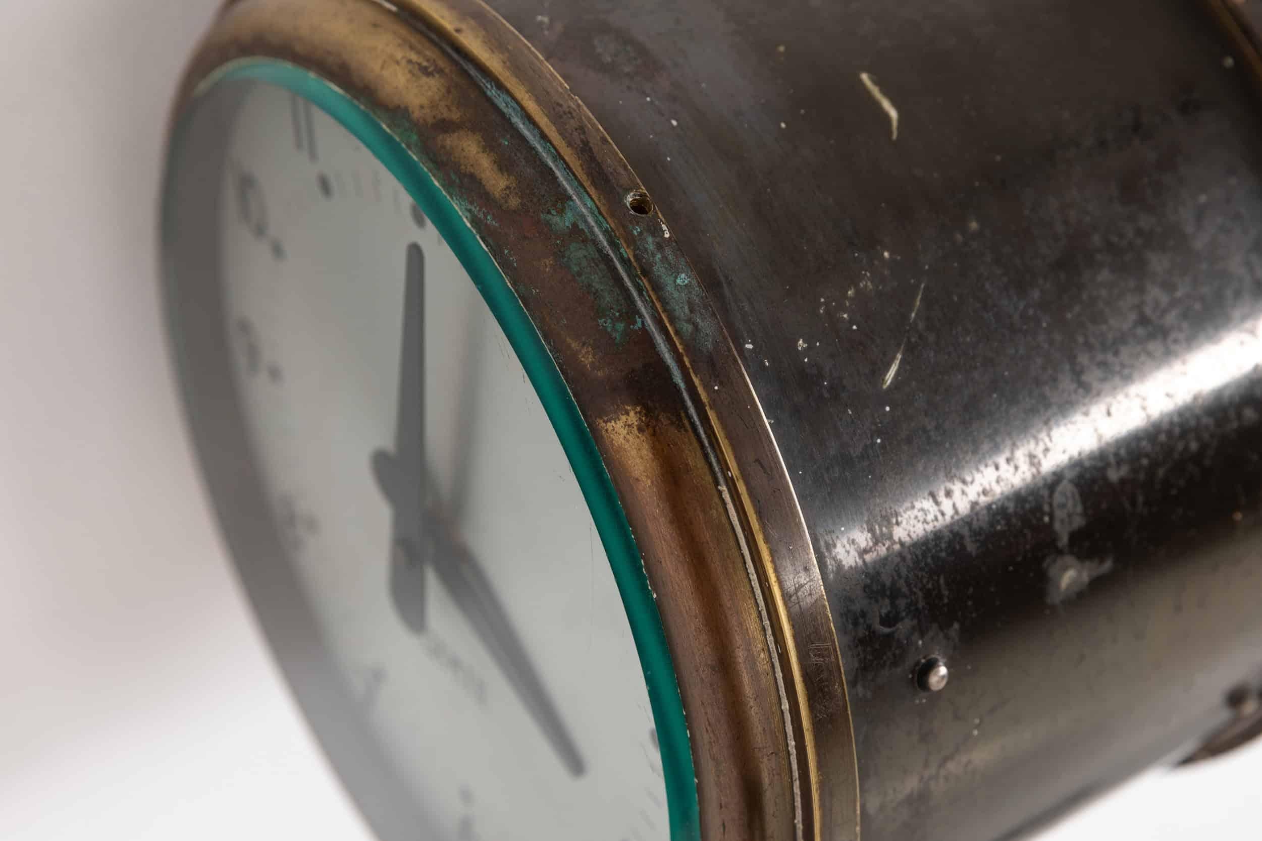 Vintage Industrial Double Sided Brass Gents of Leicester Wall Clock, c 1940 In Fair Condition In London, GB