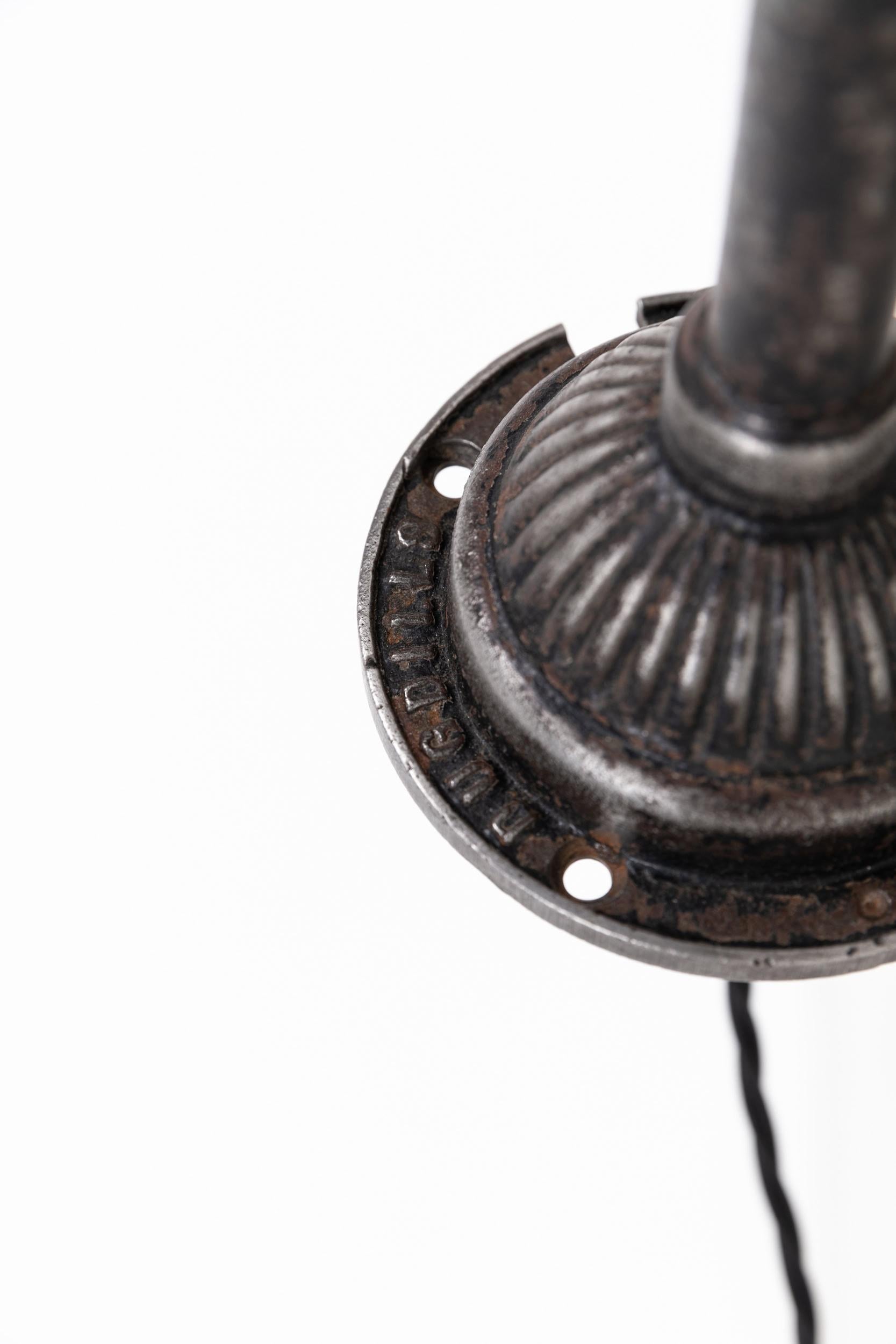 Mid-20th Century Vintage Industrial Dugdills Machinist's Adjustable Factory Desk Lamp, C.1930 For Sale