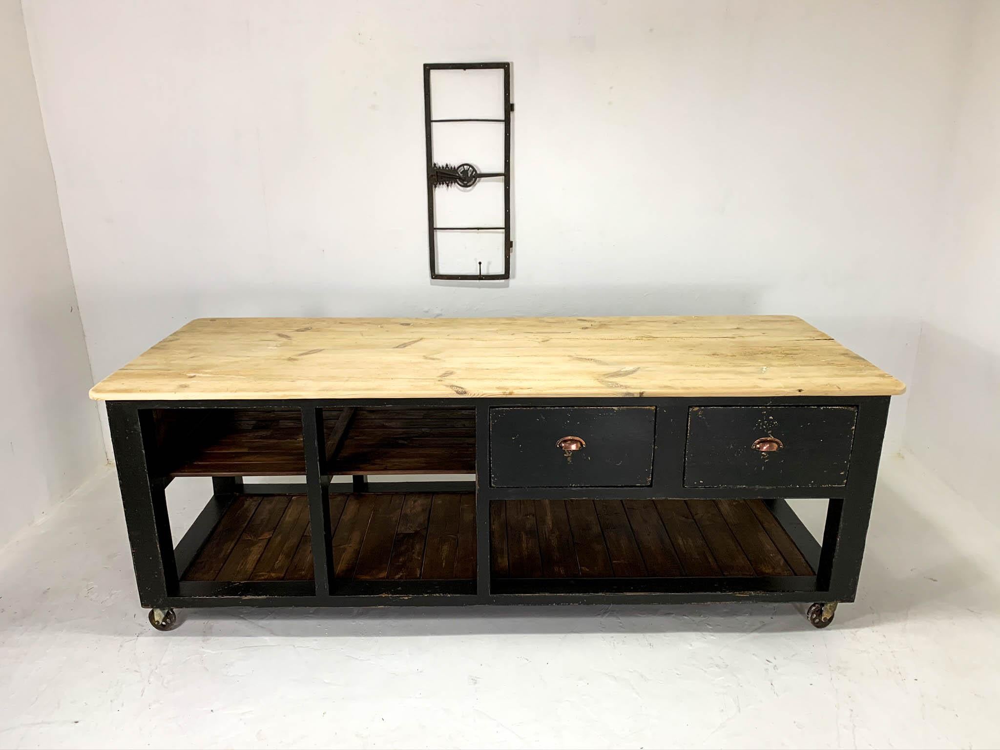 Vintage Industrial English Country House WorkTable Workbench Pine Kitchen Island 7