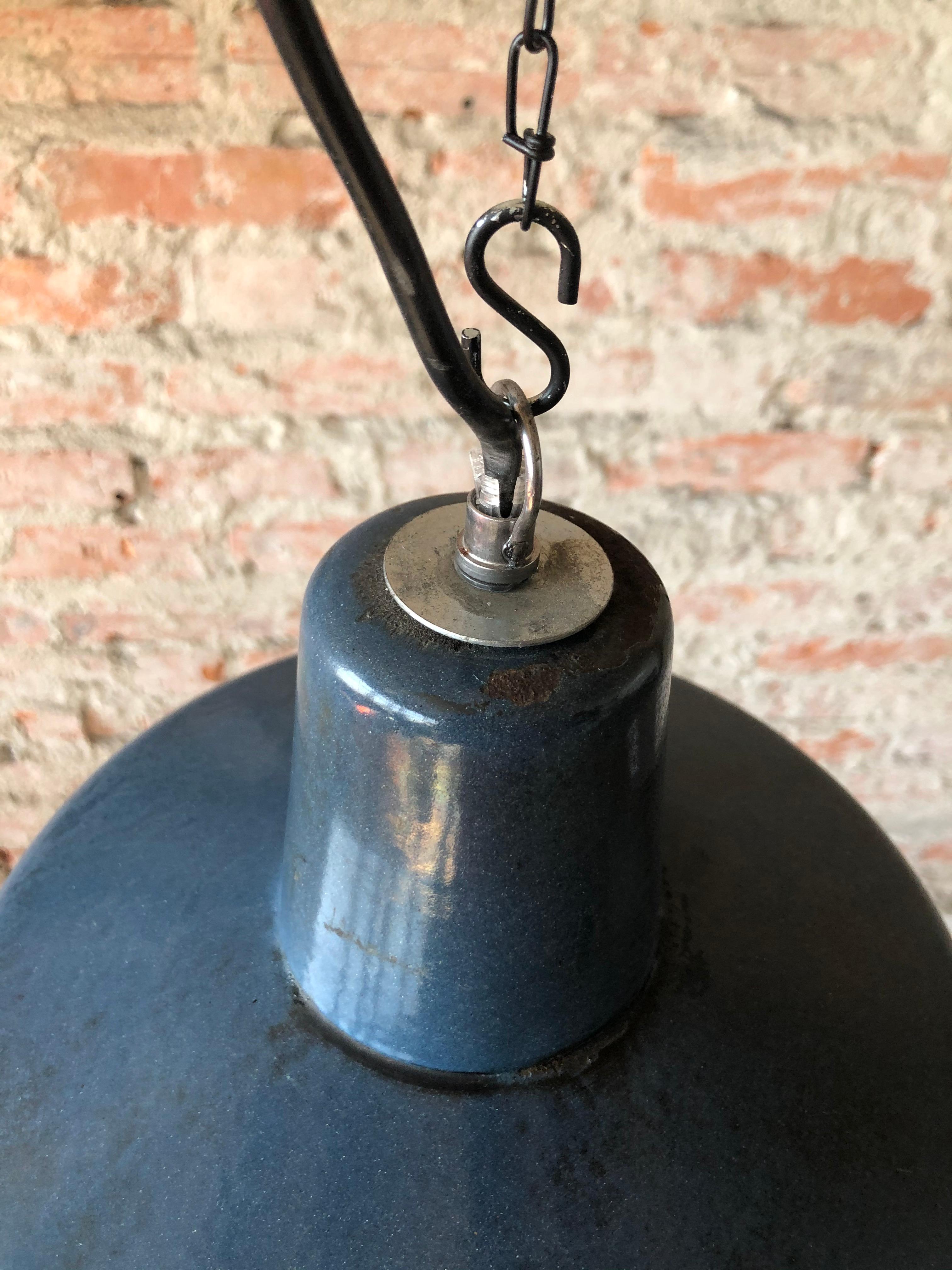 Vintage Industrial Factory Ceiling Lamp from Wikasy A23, 1960s In Good Condition For Sale In Bydgoszcz, PL