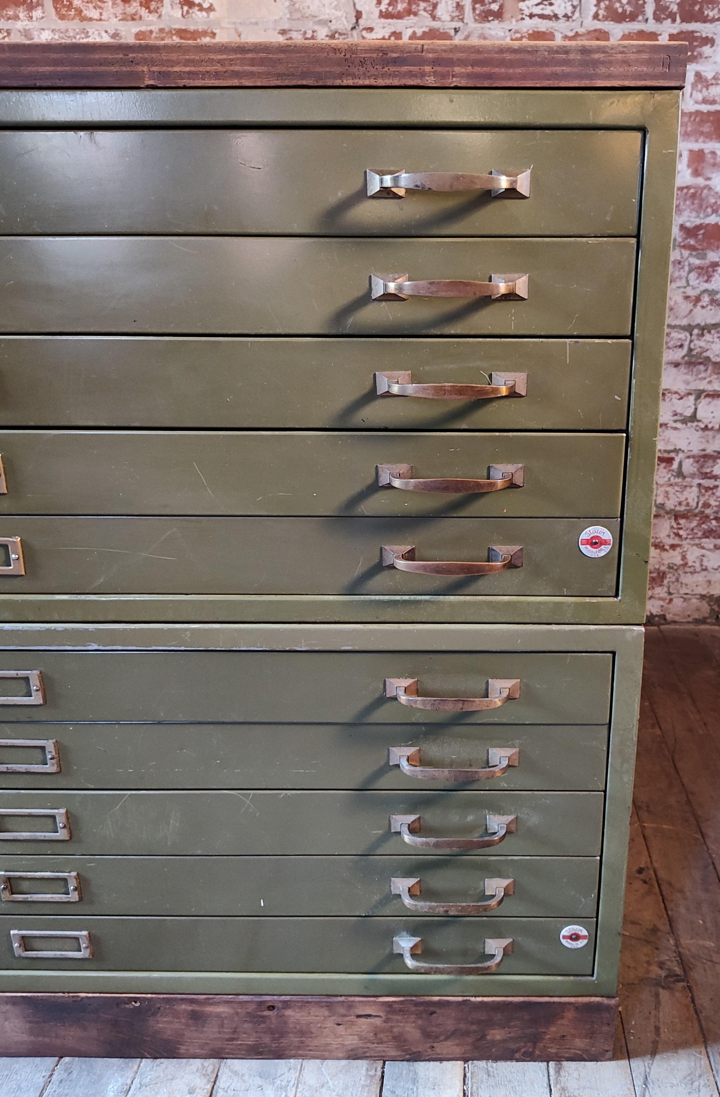 Flacher Aktenschrank Vintage Industrial 4
