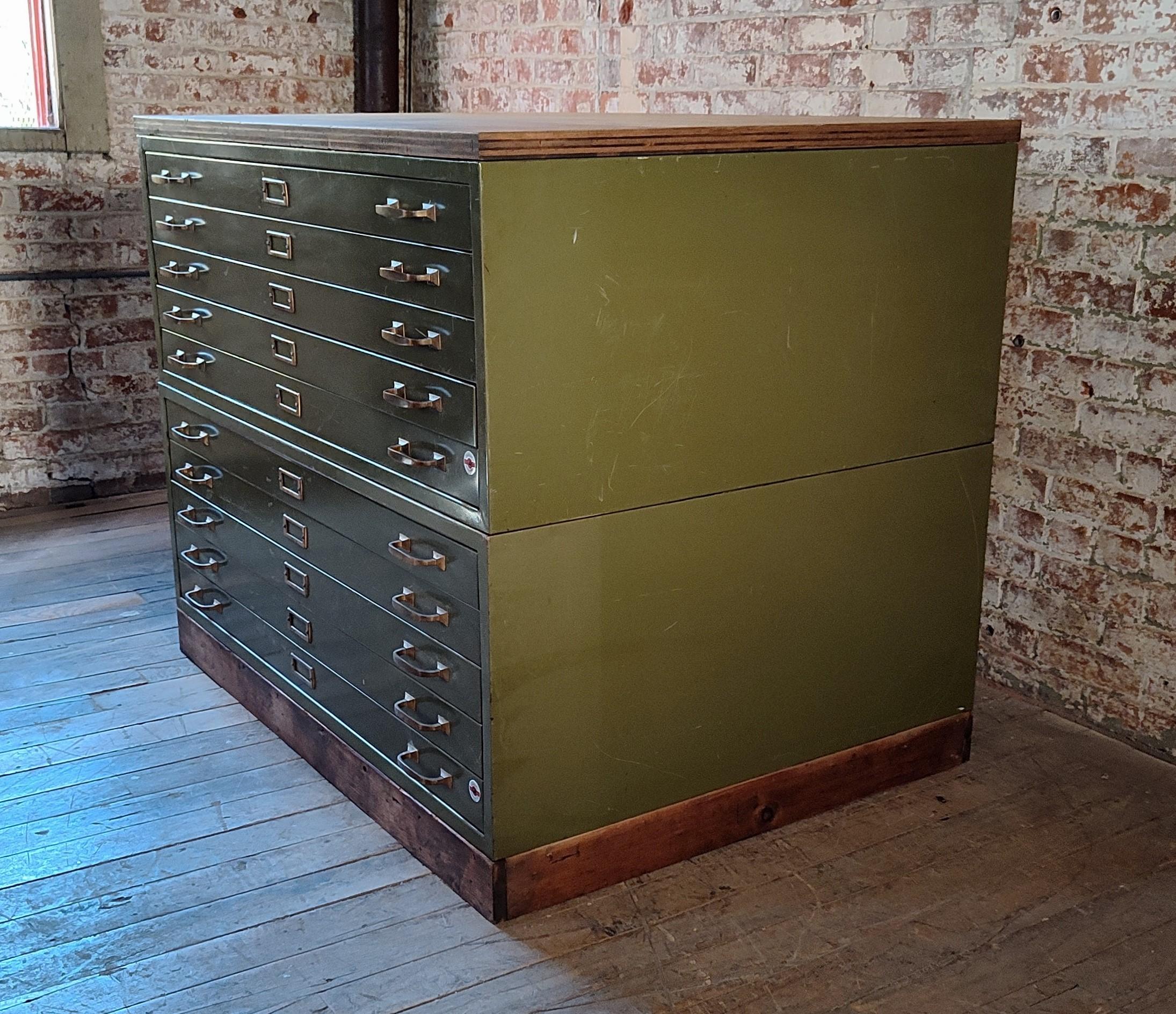 Flacher Aktenschrank Vintage Industrial (amerikanisch)