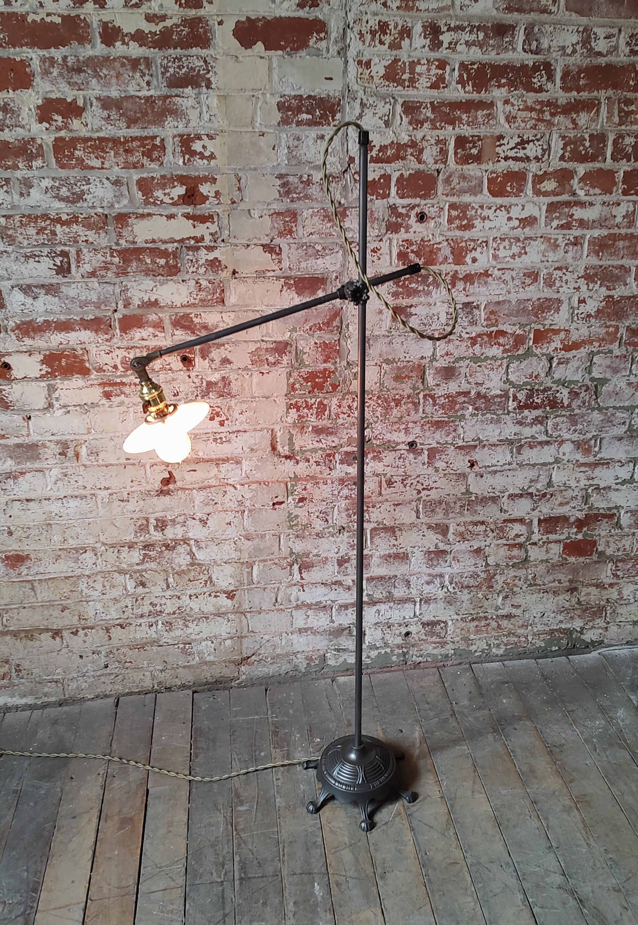 Vintage Industrial Floor Lamp In Good Condition For Sale In Oakville, CT