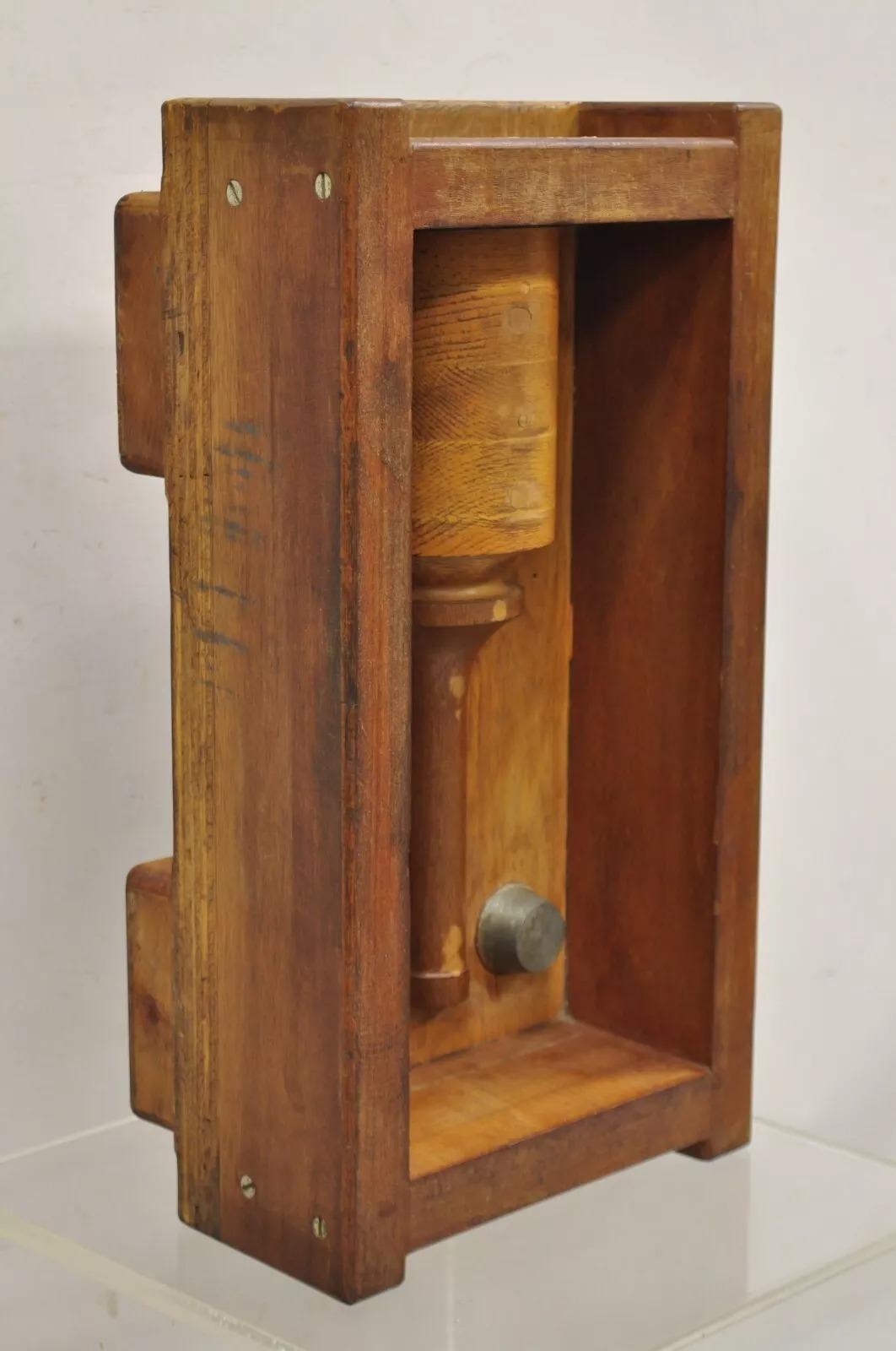 Fonderia industriale d'epoca in legno Stampo per blocchi architettonici Valcor Engine Corp In condizioni buone in vendita a Philadelphia, PA