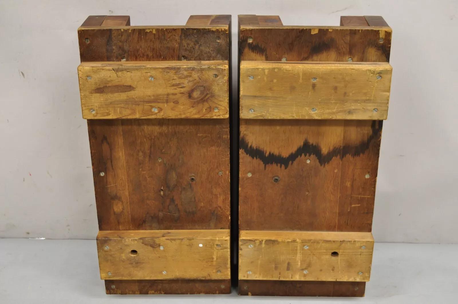Stampo a blocco in legno della fonderia industriale d'epoca per motori architettonici Valcor - coppia in vendita 3