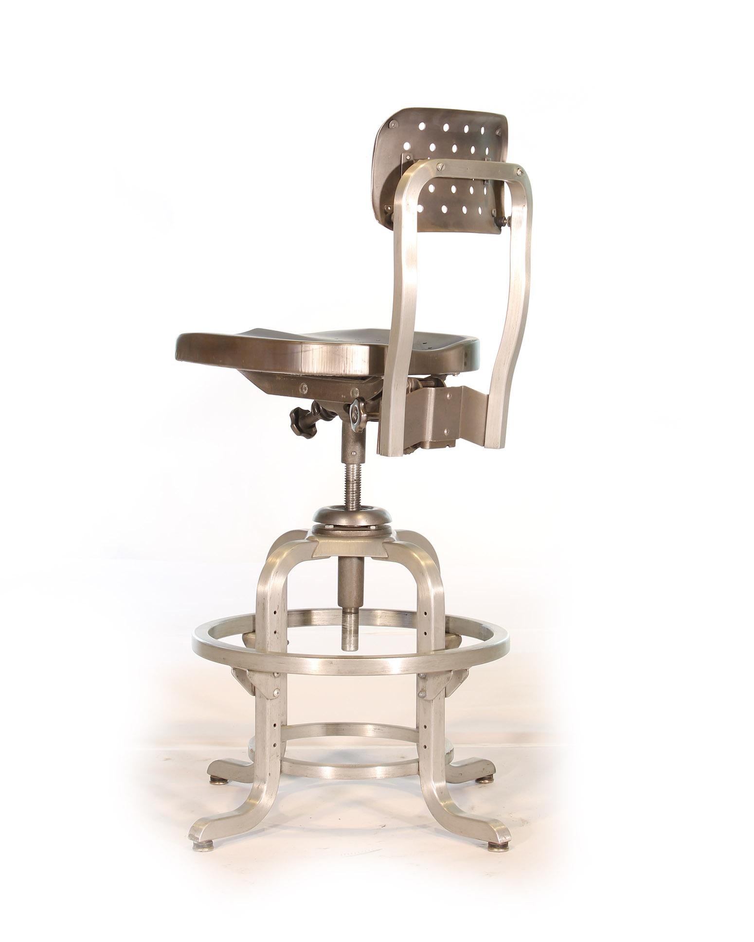 Vintage Industrial GoodForm Adjustable Drafting Stool In Good Condition In Oakville, CT