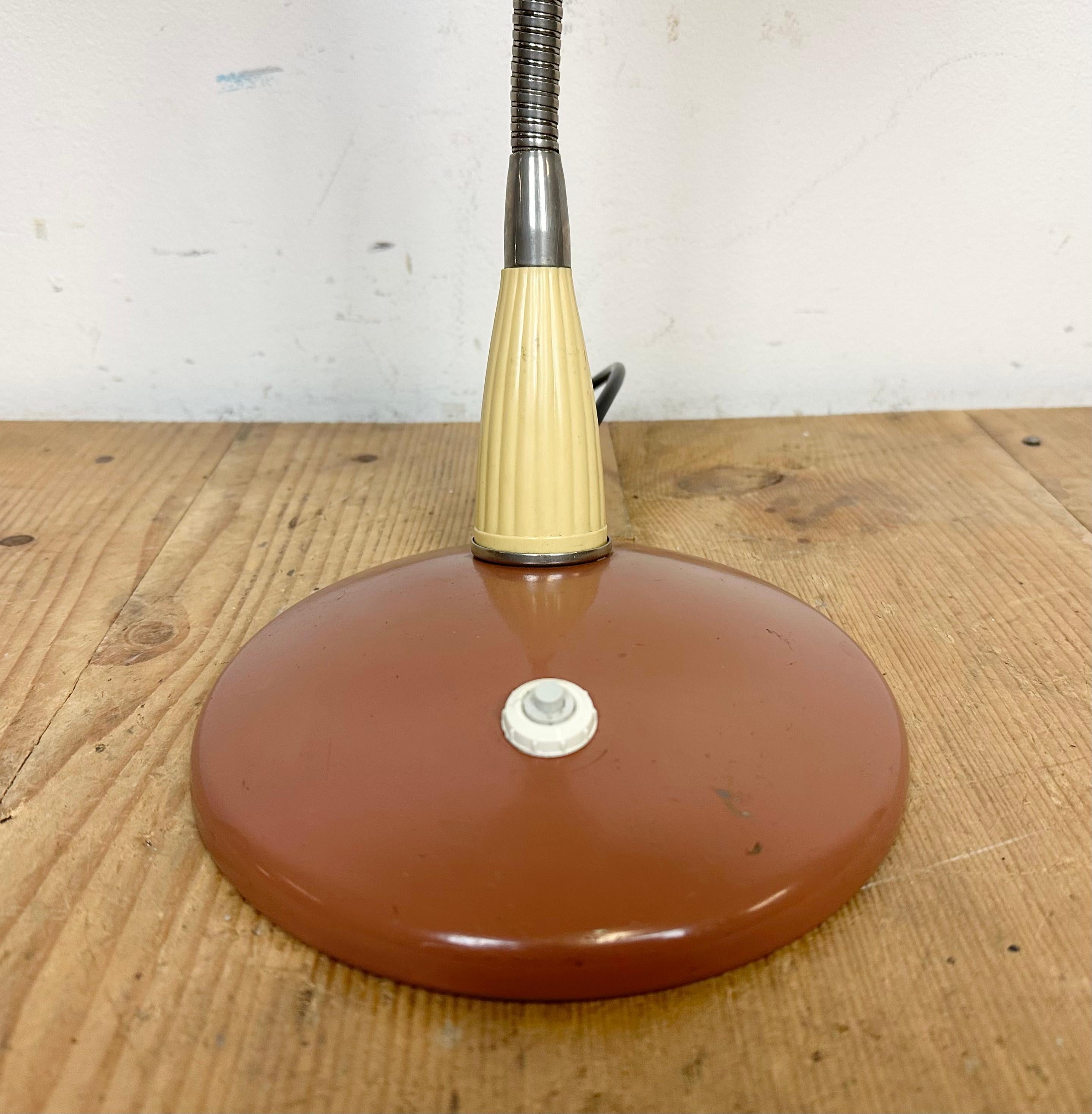 Lámpara de mesa de cuello de cisne industrial vintage, años 60 en venta 3
