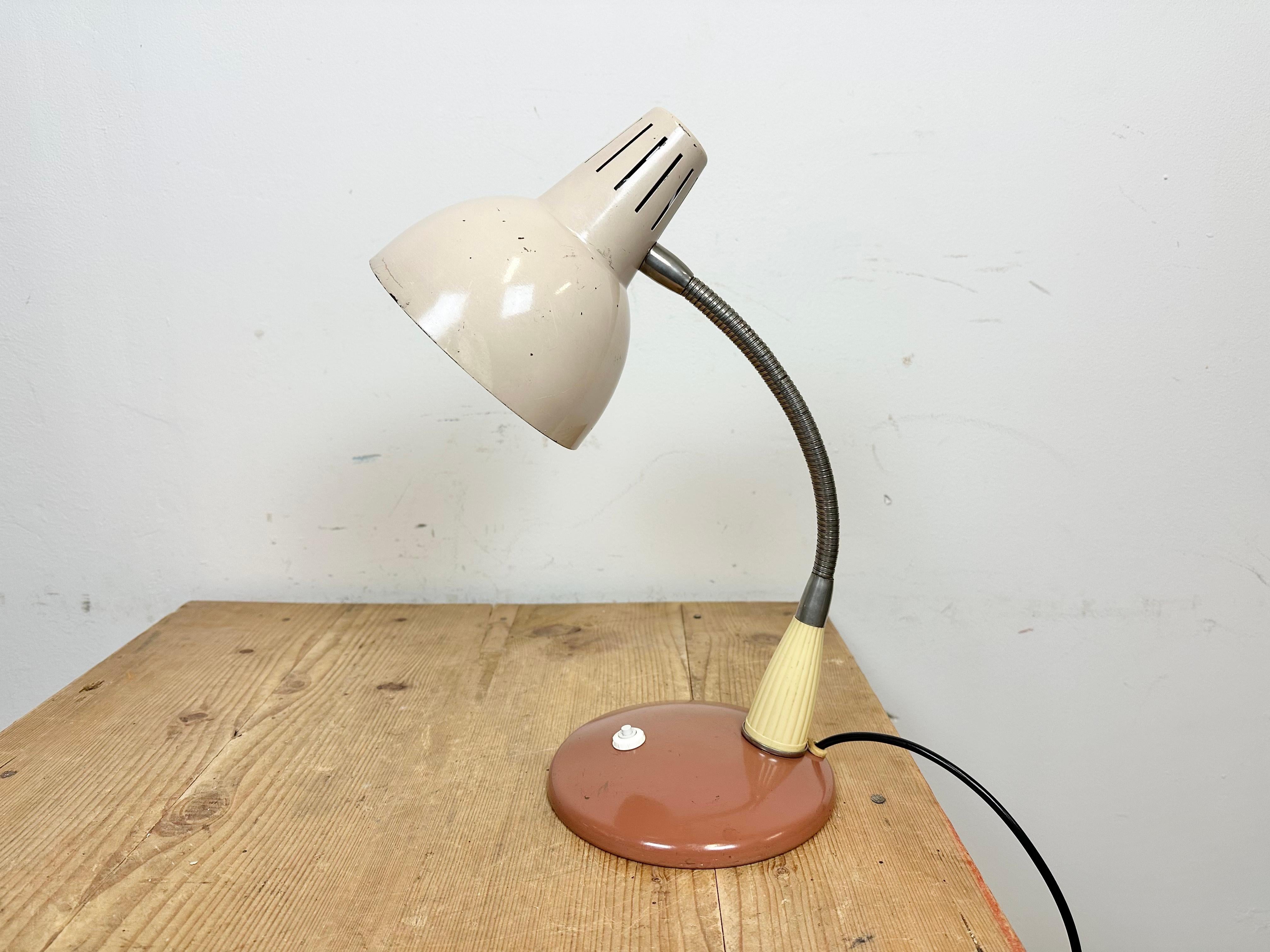 Polish Vintage Industrial Gooseneck Table Lamp, 1960s For Sale