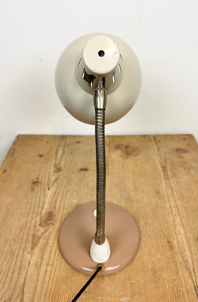 Vintage Industrial Gooseneck Table Lamp, 1960s For Sale at 1stDibs