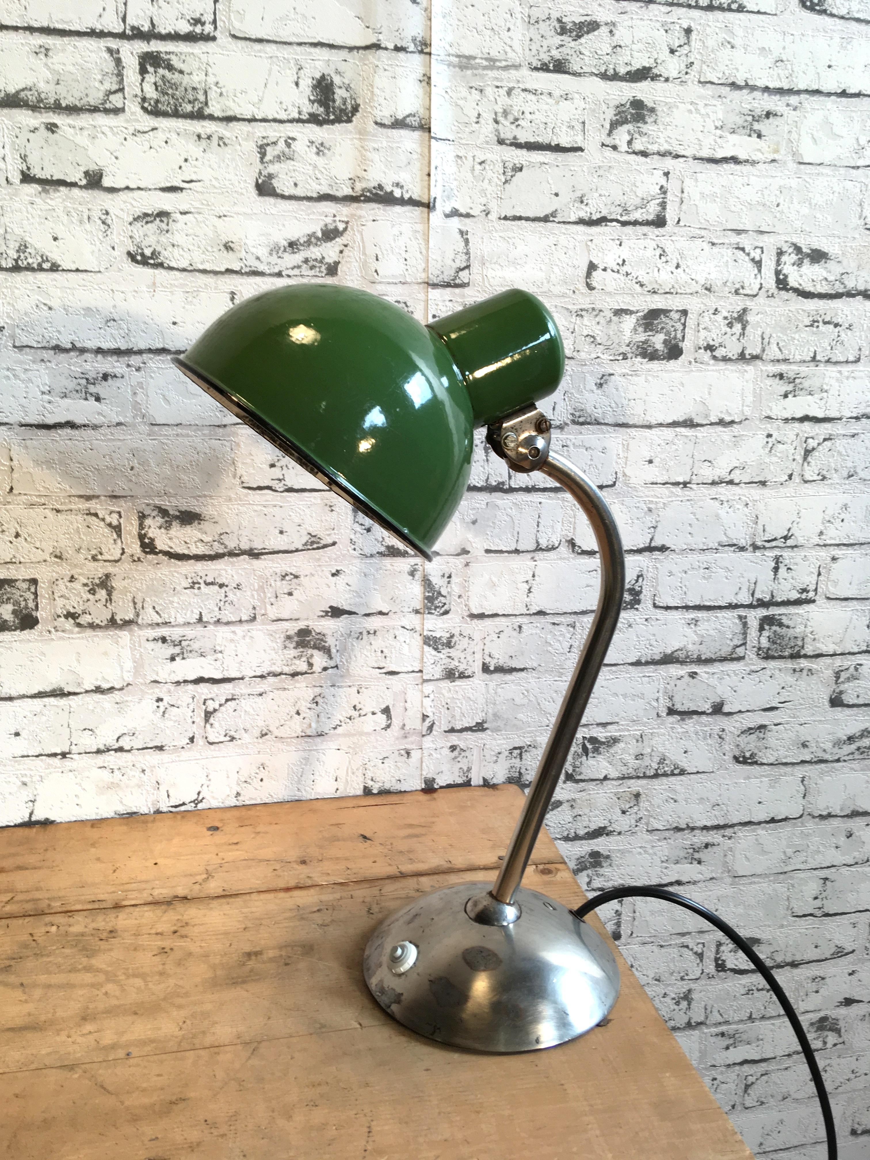 green desk lamp