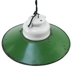 Lampe à suspension industrielle vintage en porcelaine émaillée verte et verre transparent