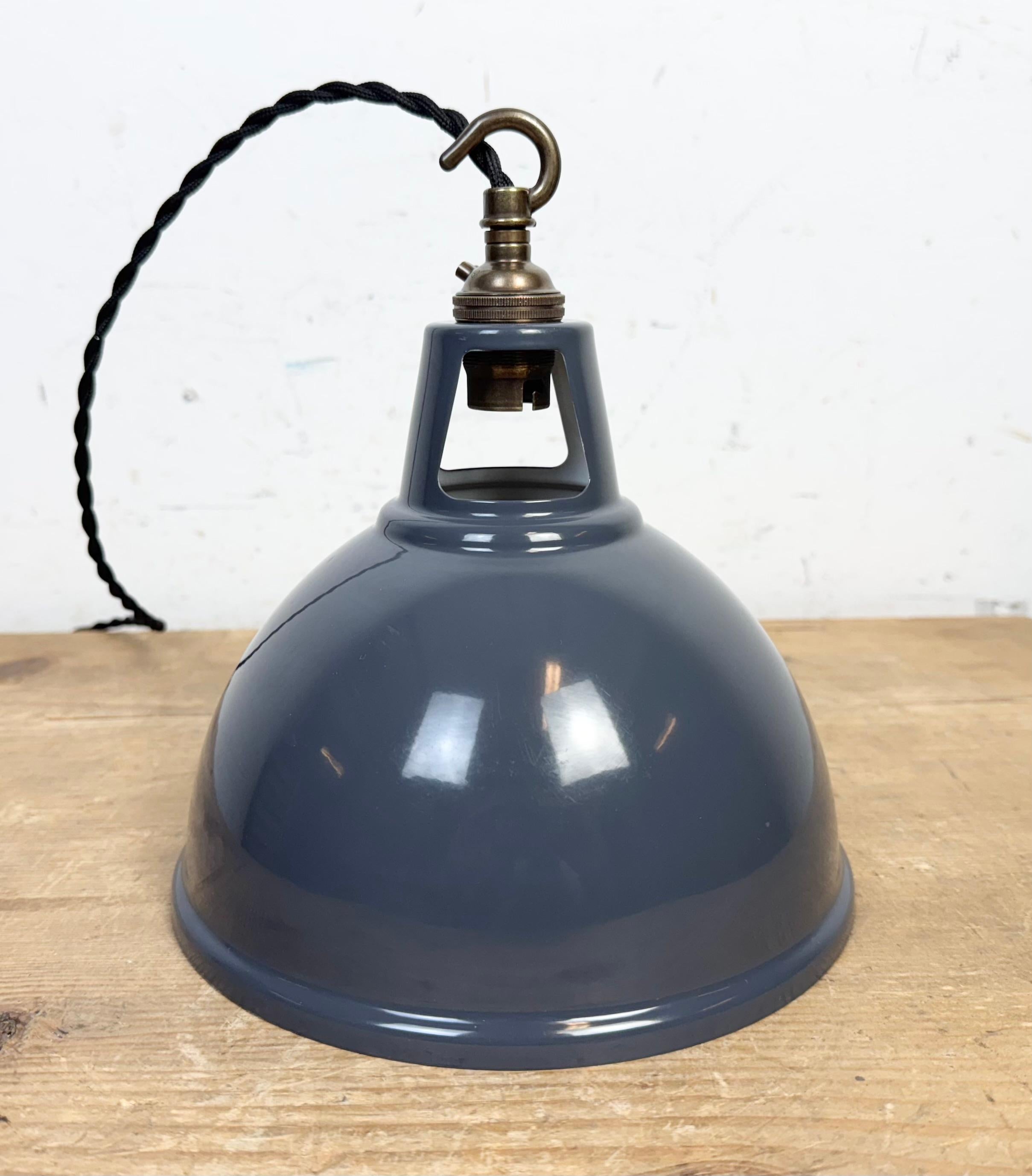 Vintage Industrial Grey Painted Pendant Lamp, 2000s For Sale 6