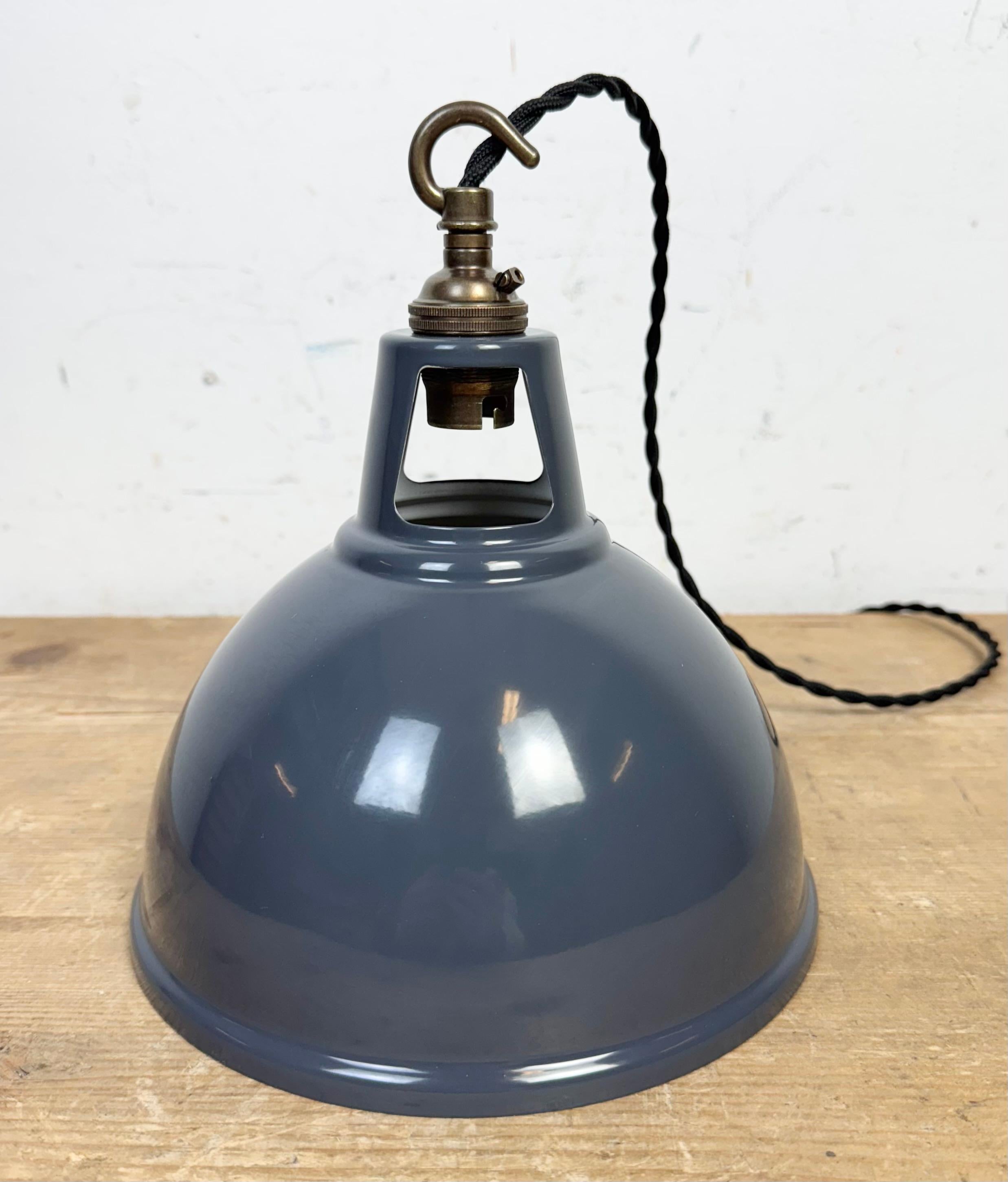 Vintage Industrial Grey Painted Pendant Lamp, 2000s For Sale 8