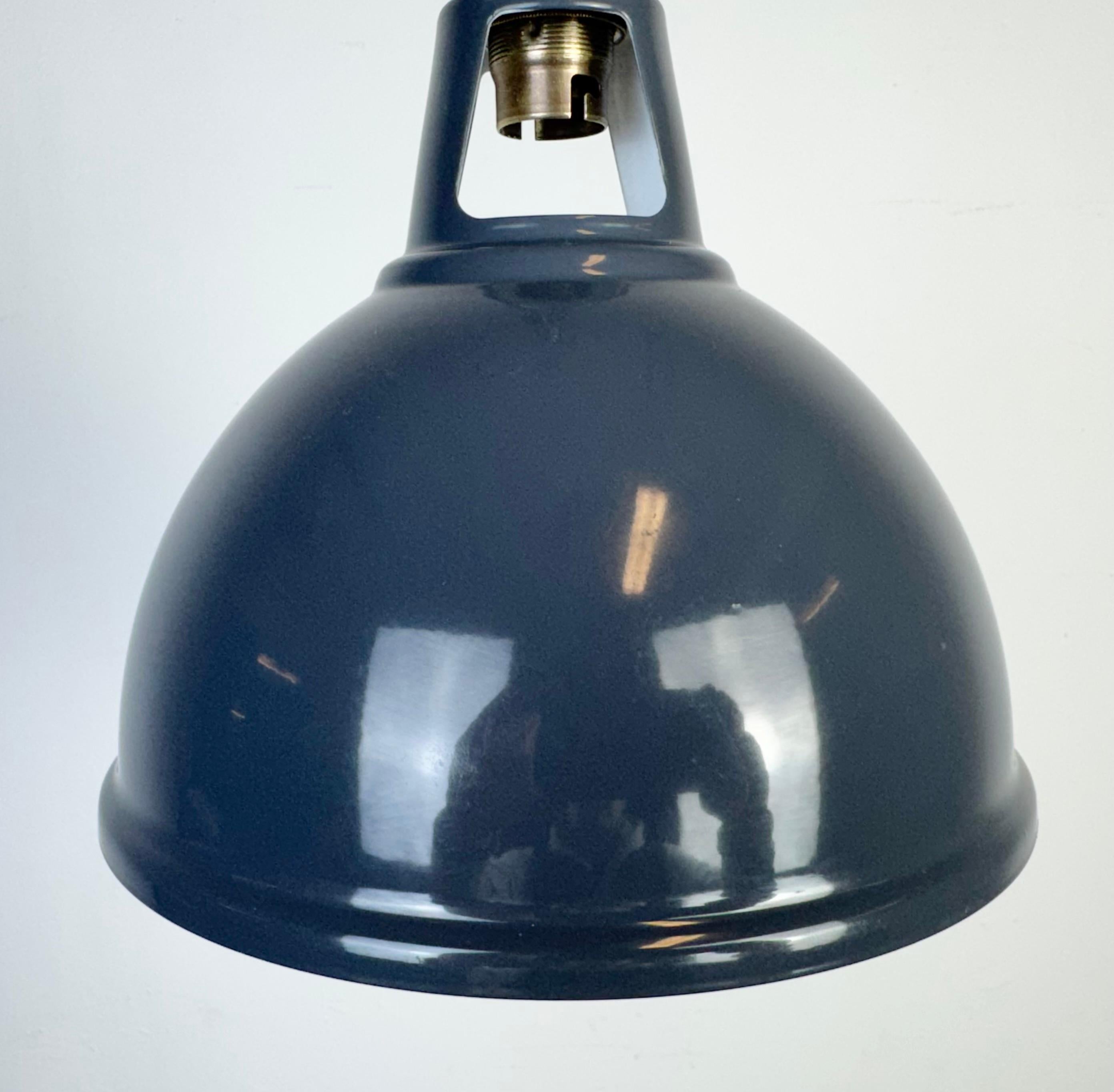 Vintage Industrial Grey Painted Pendant Lamp, 2000s For Sale 1
