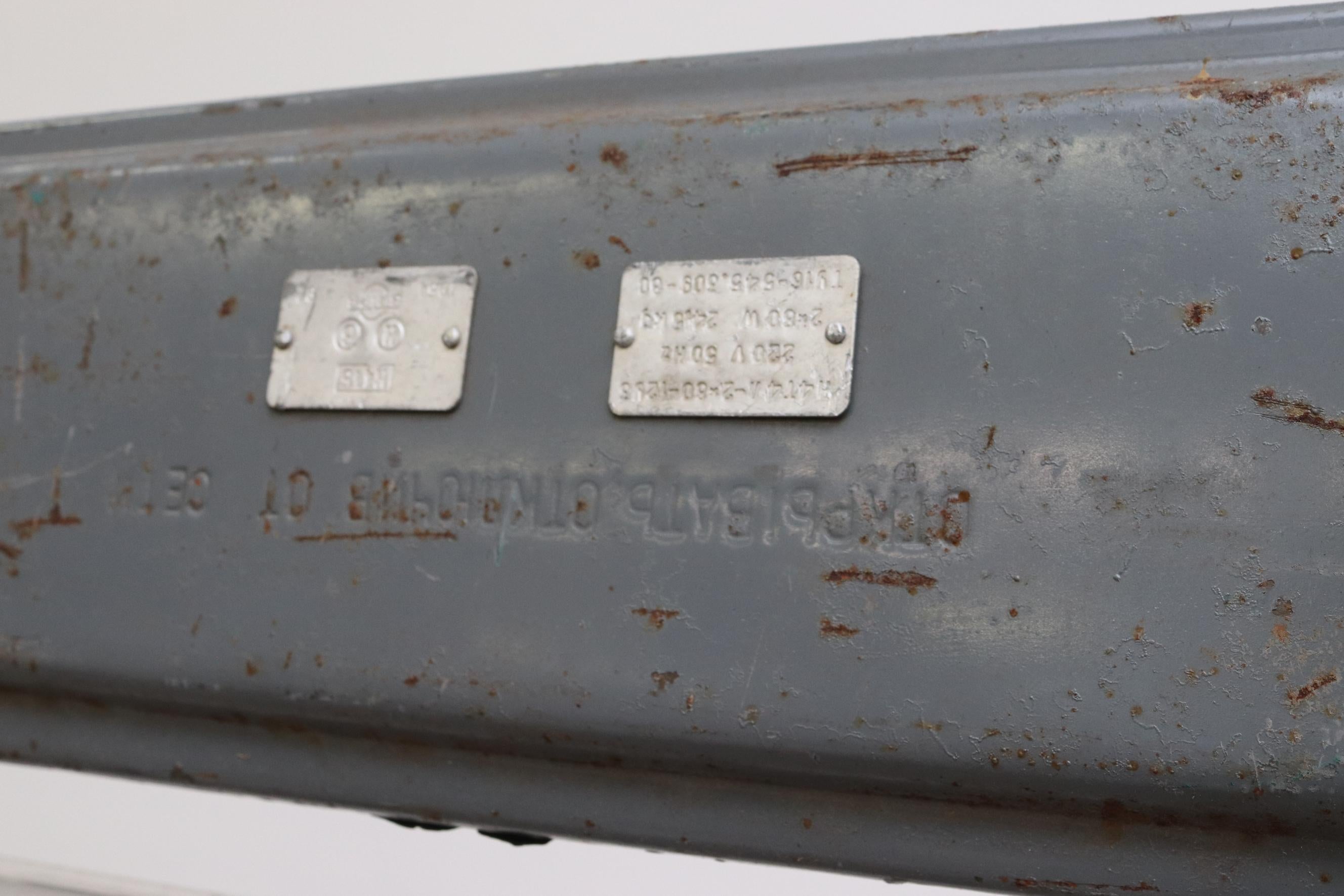Vintage Industrial Hanging Fluorescent Tube Lights 9
