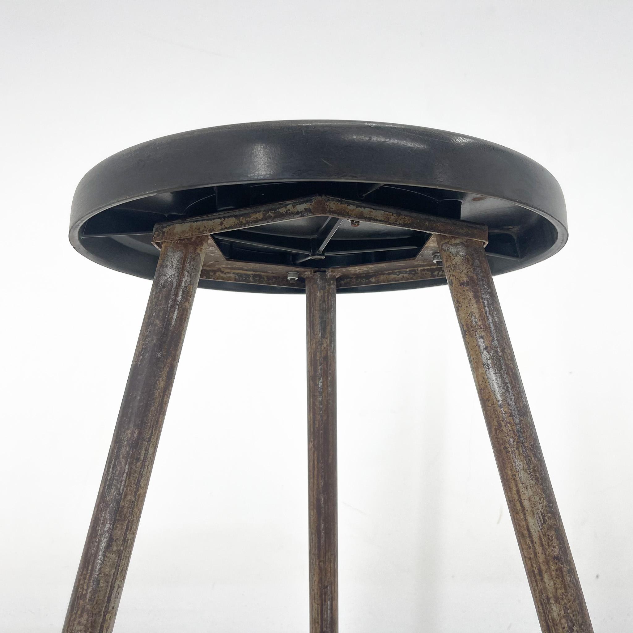 Steel Vintage Industrial Iron Tripod Stool with Original Plastic Seat, 1950s For Sale