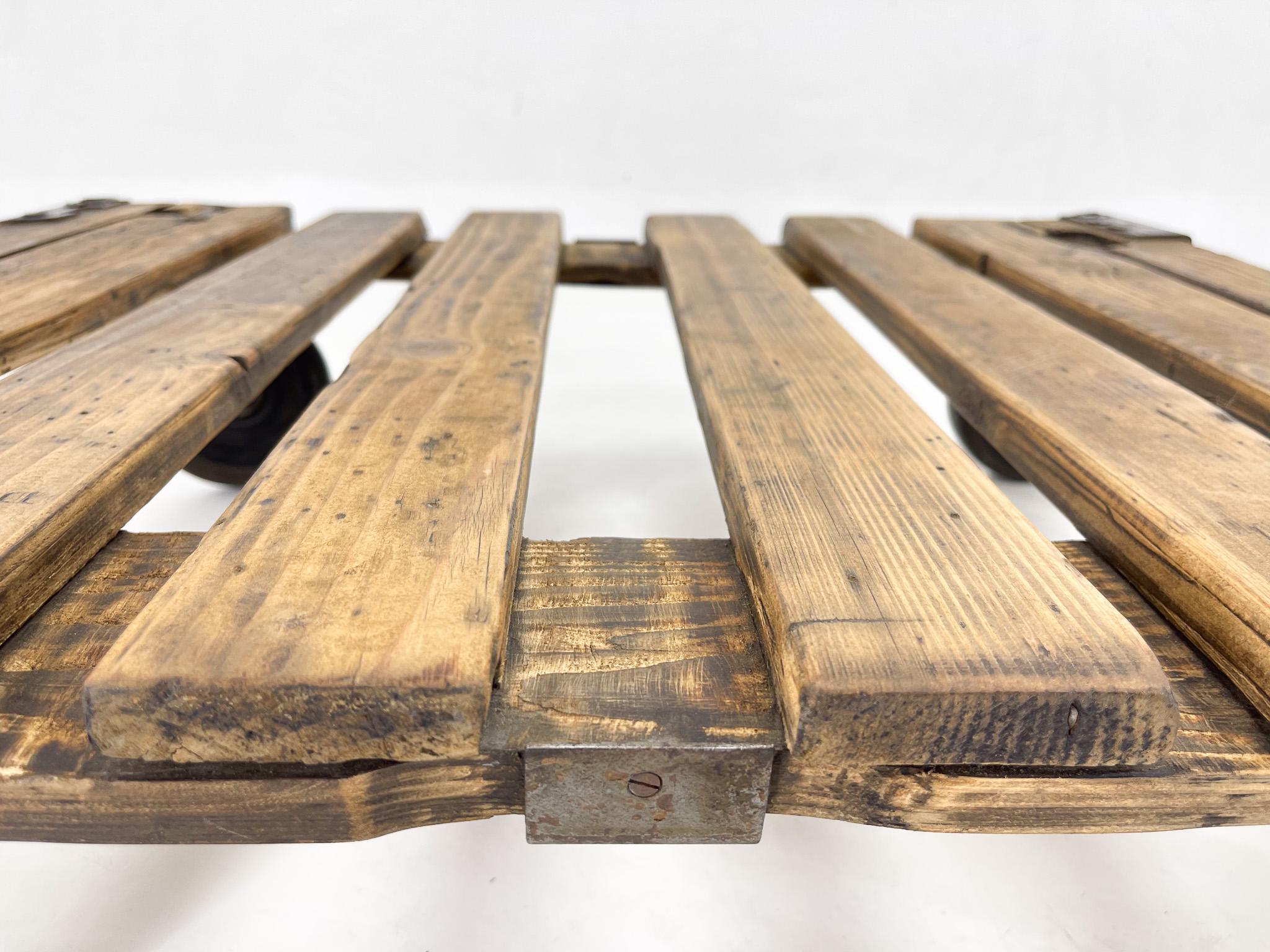 20th Century Vintage Industrial Iron & Wood Coffee Table on Wheels For Sale