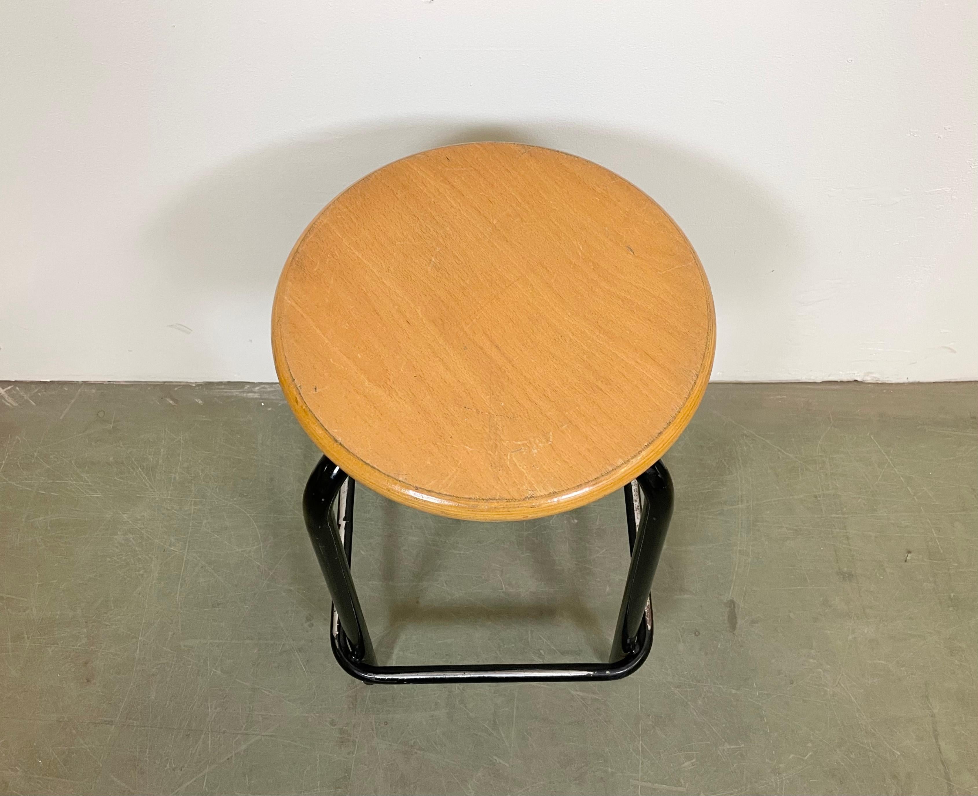 Vintage Industrial Italian Stool, 1970s In Good Condition For Sale In Kojetice, CZ