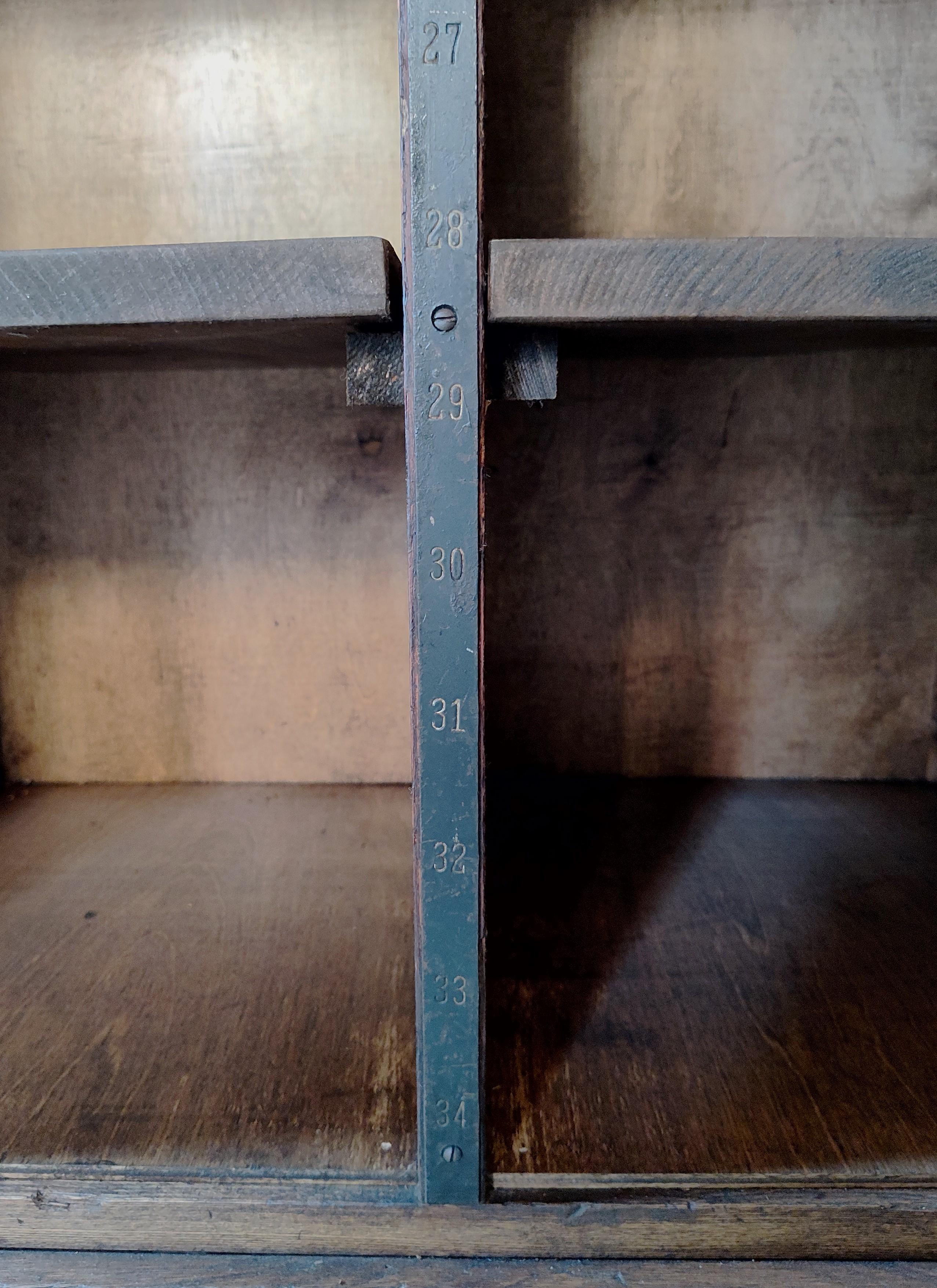 Islande / Armoire de cuisine industrielle vintage 6