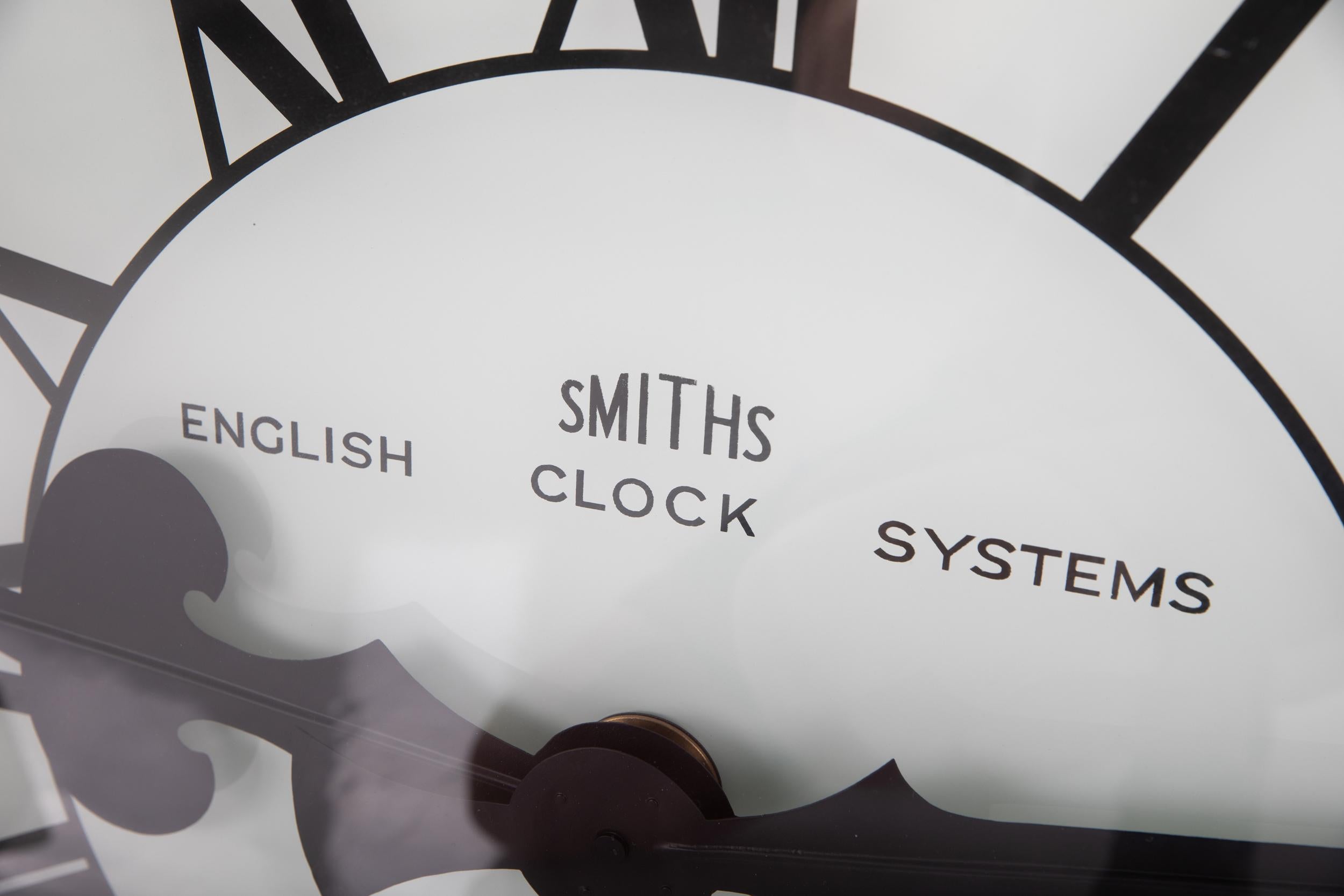 Vintage Industrial Large Illuminated Smiths Electric Wall Clock, C.1930 In Good Condition In London, GB