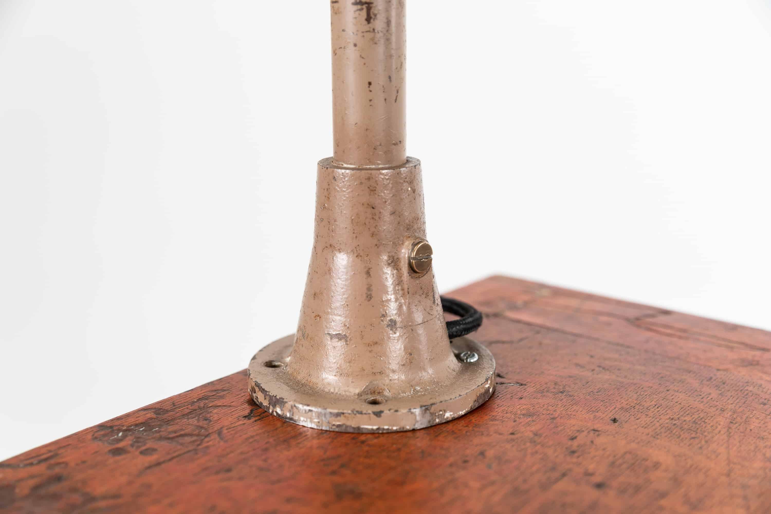 Verstellbare Vintage Industrial Mek-Elek Machinists Vintage-Lampe mit Quasten, um 1930 im Zustand „Gut“ im Angebot in London, GB