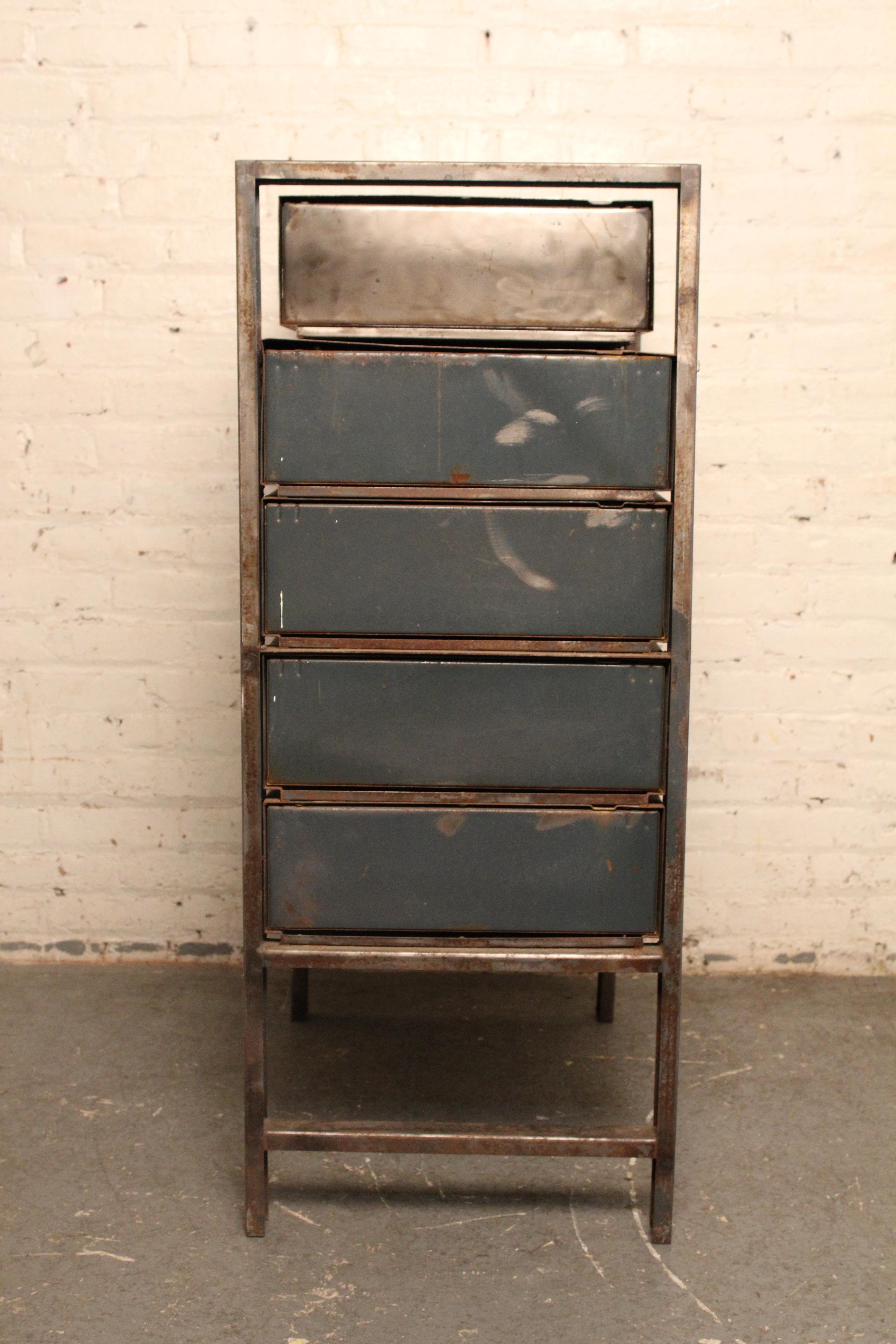 Vintage Industrial Metal Factory Flat File In Good Condition In Brooklyn, NY